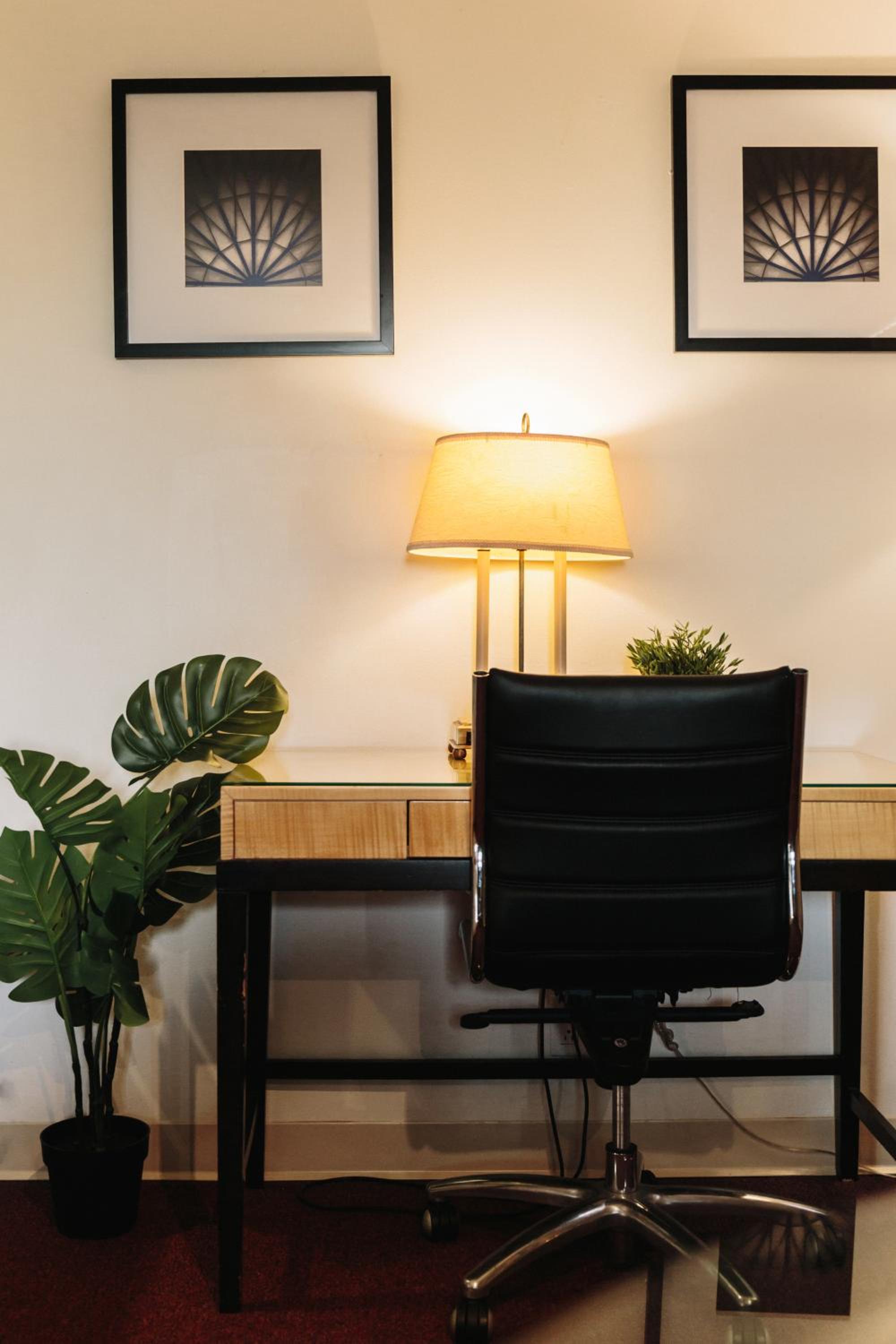 King Deluxe Suite