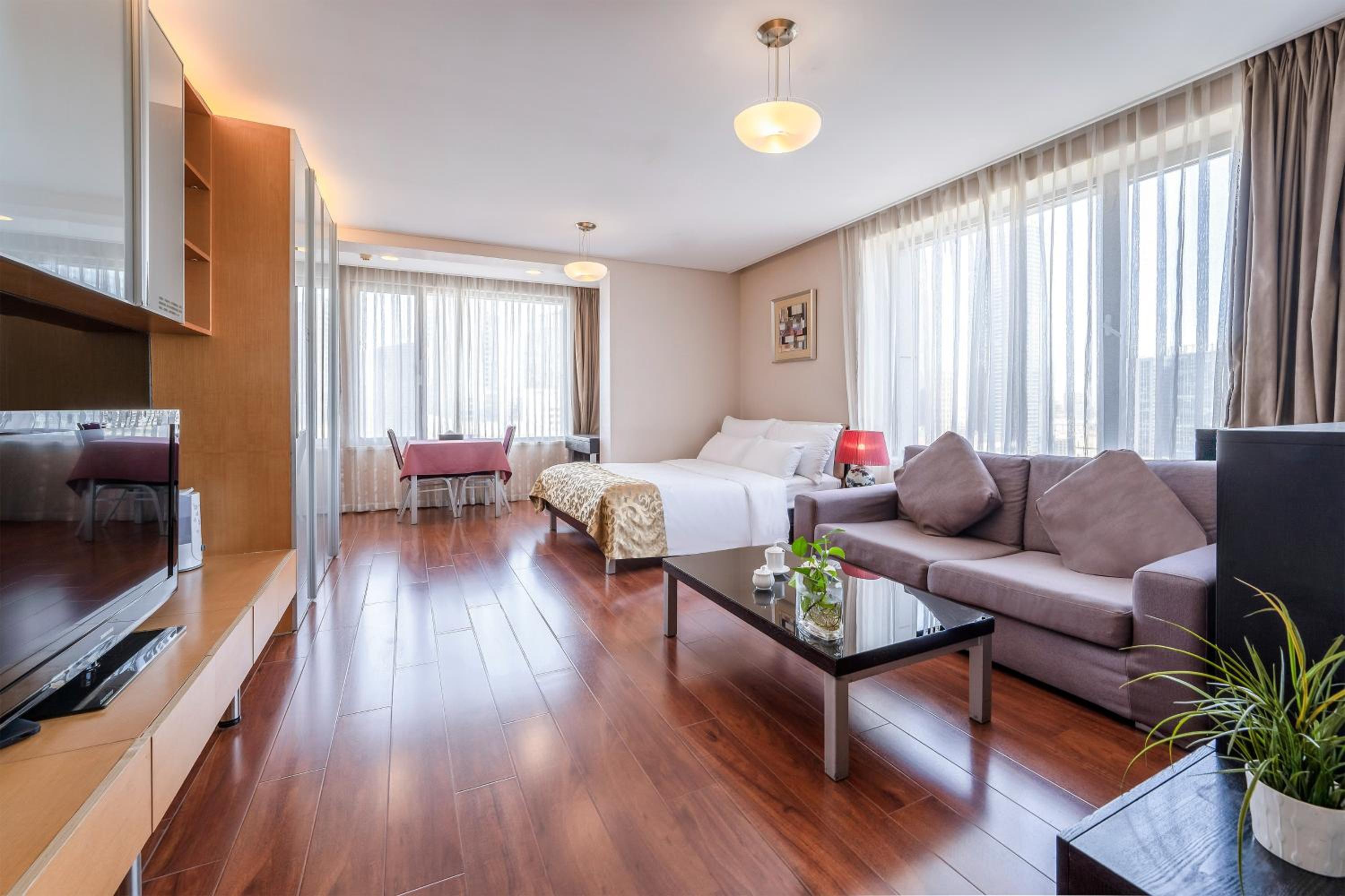 Standard Double Room with City View