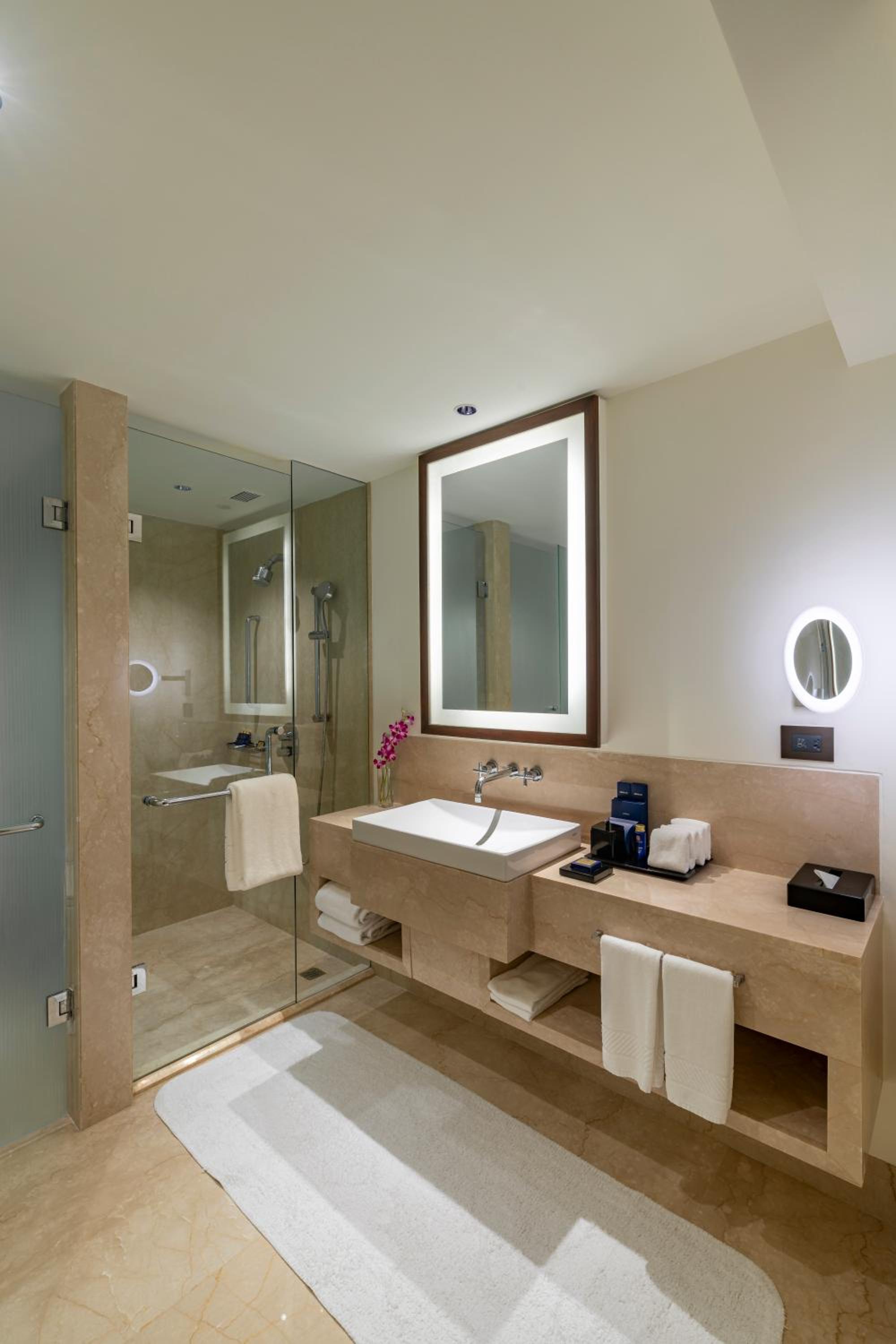  Premier Bay View Rooms