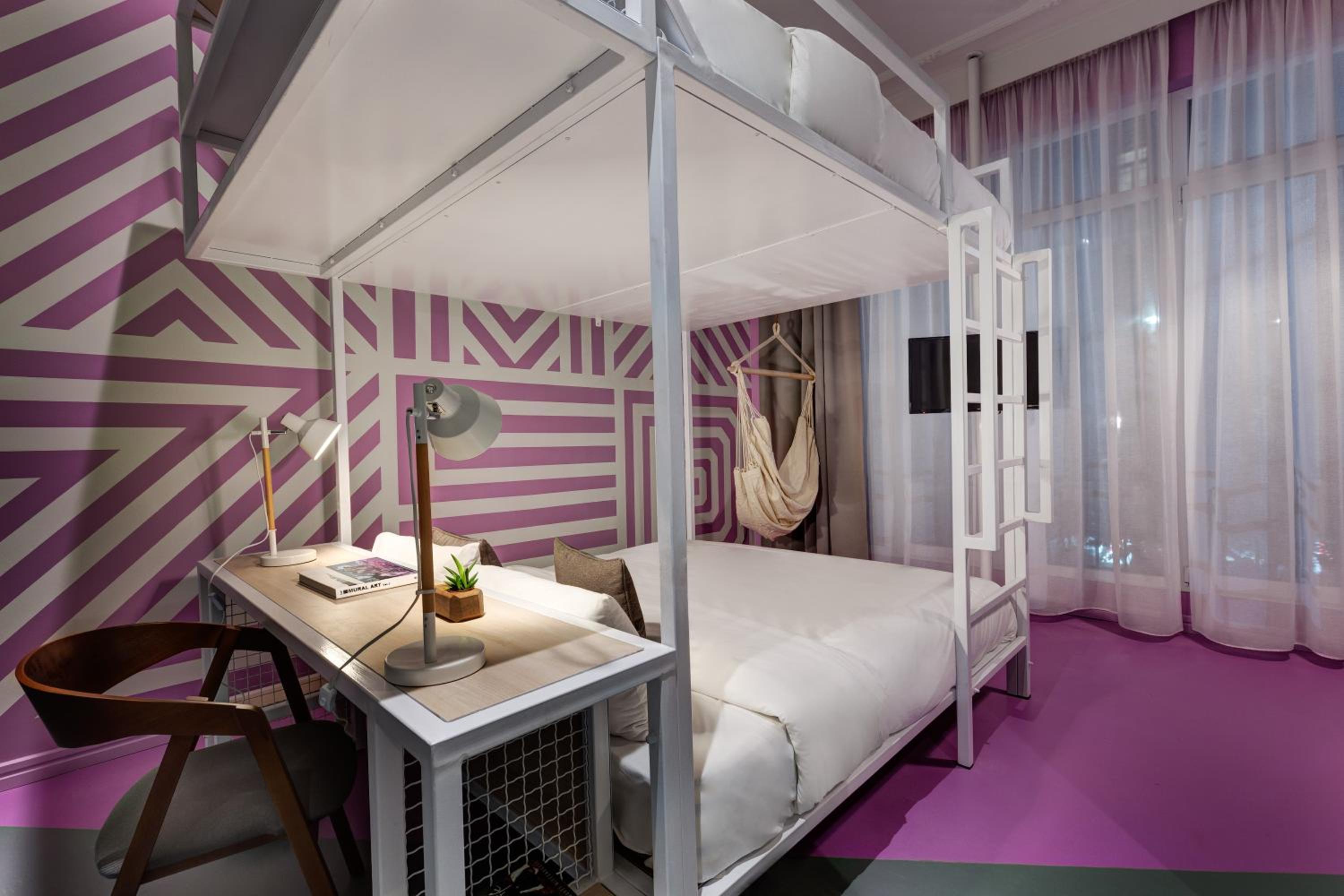 XL Loft Room 