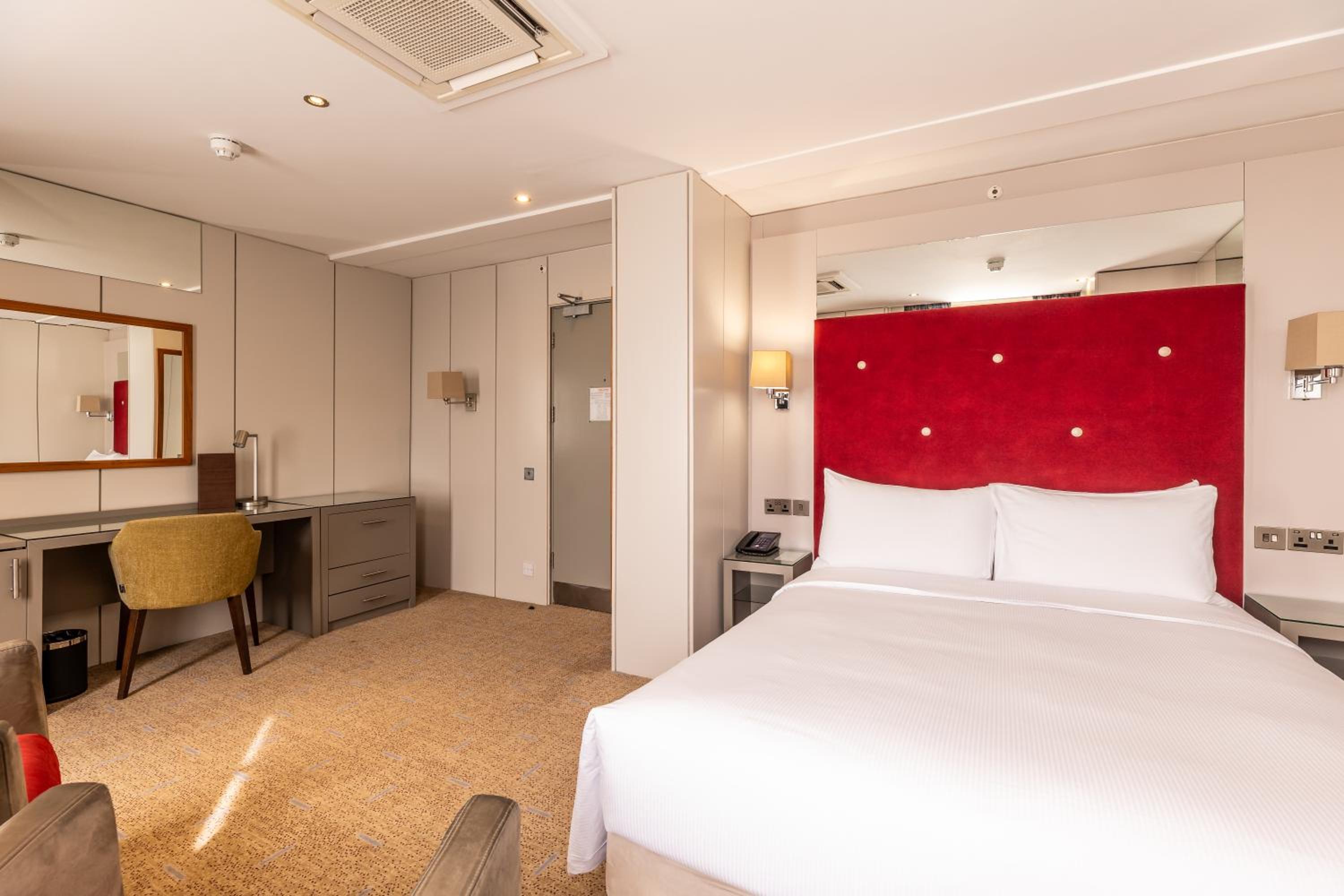 Superior Queen Room