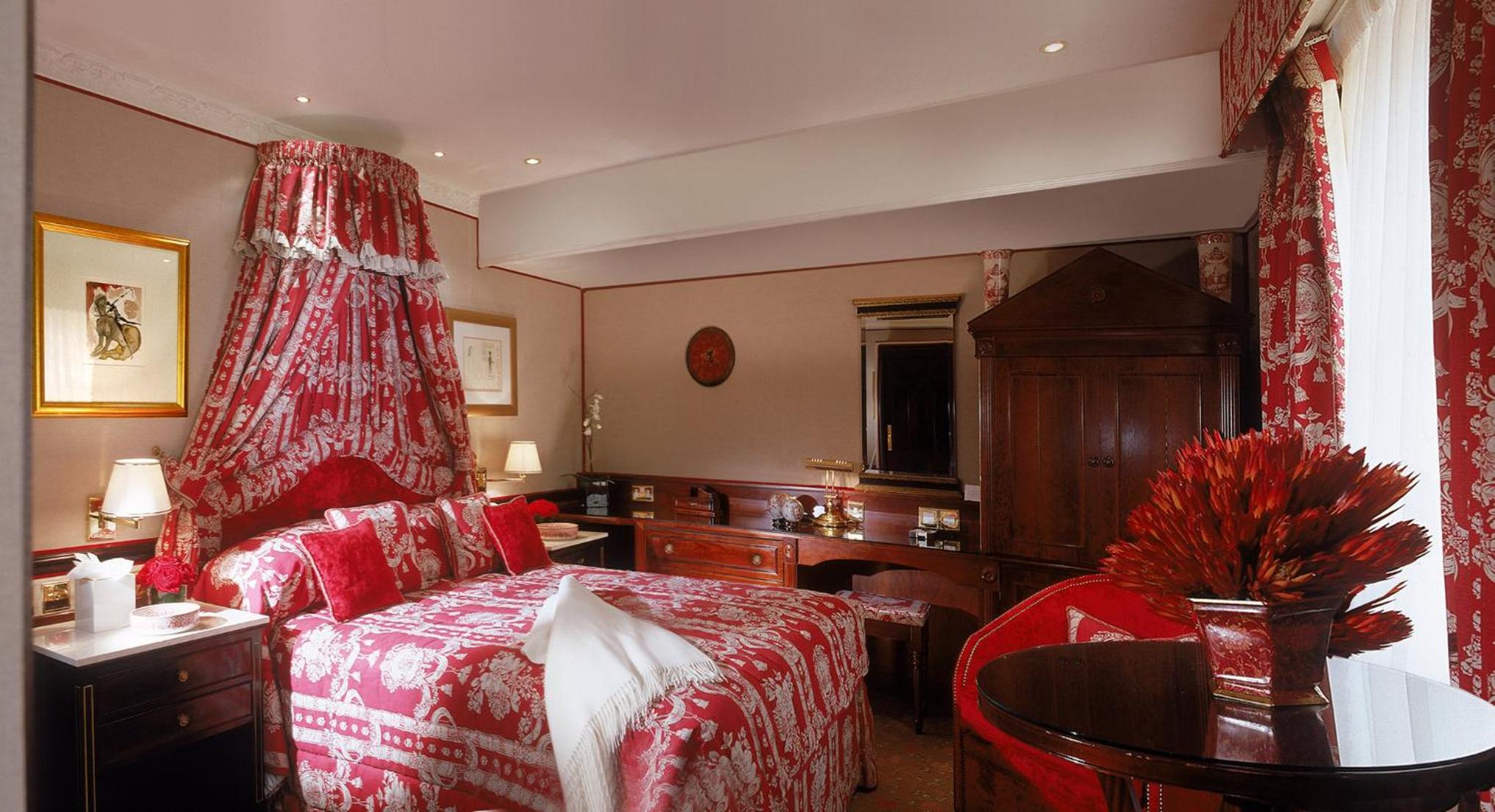 Classic Double Room