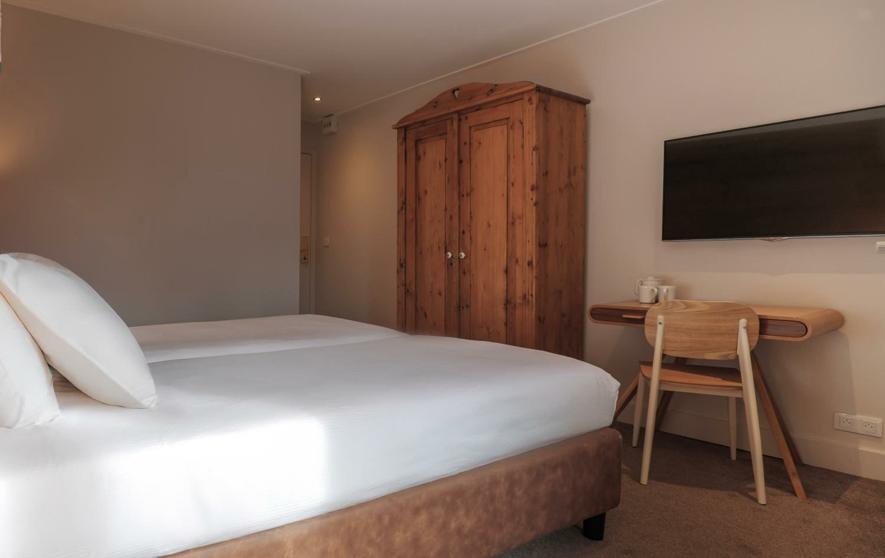 Superior Double Room Mountain View