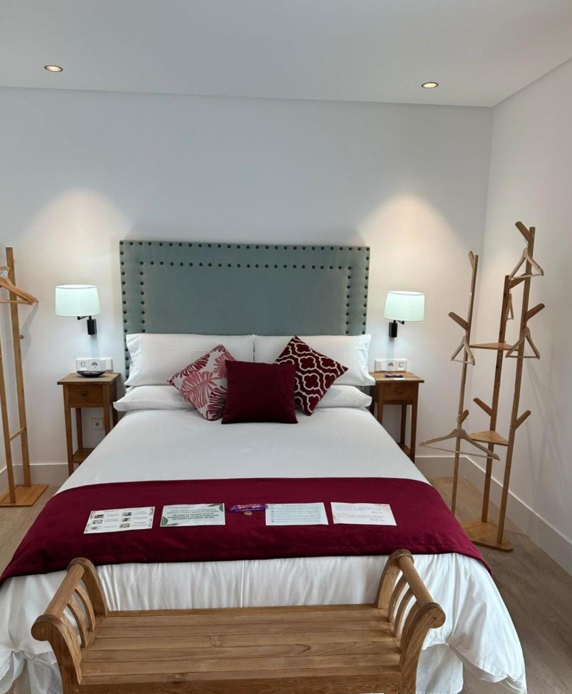 Standard Double Room ( no kitchen)