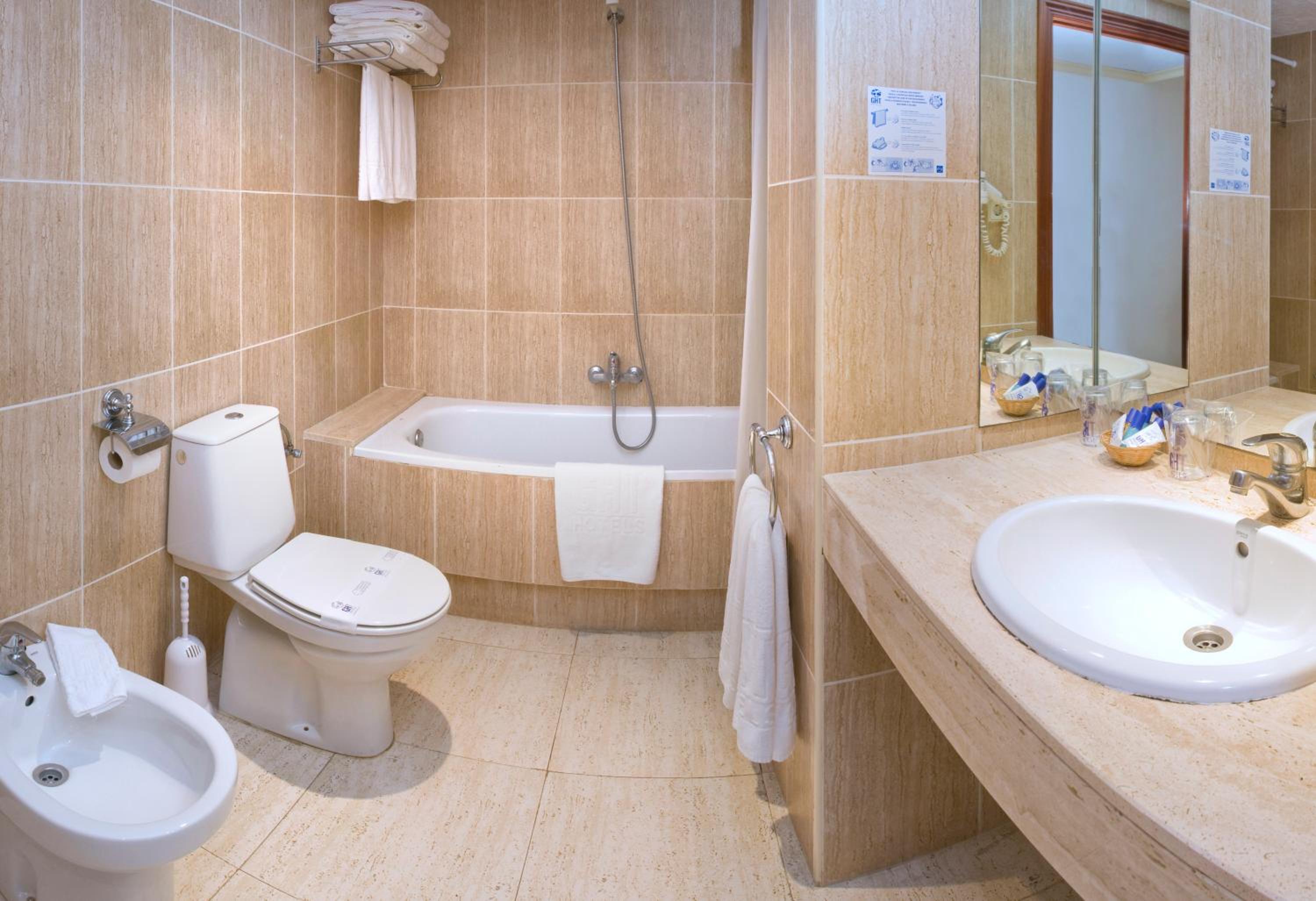 Double or Twin Room with Balcony