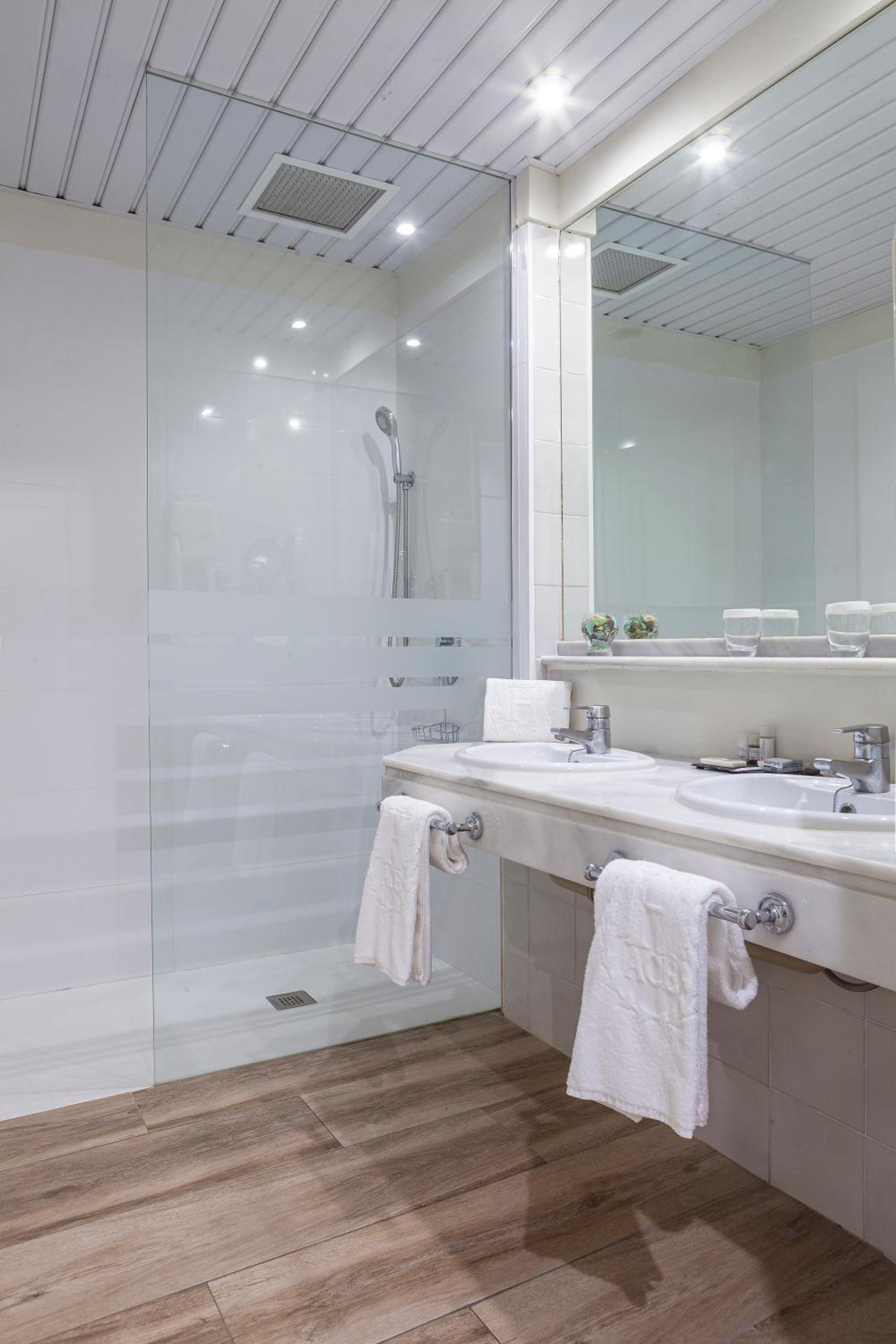 Double or Twin Room with Extra Bed (2 Adults + 1 Child)