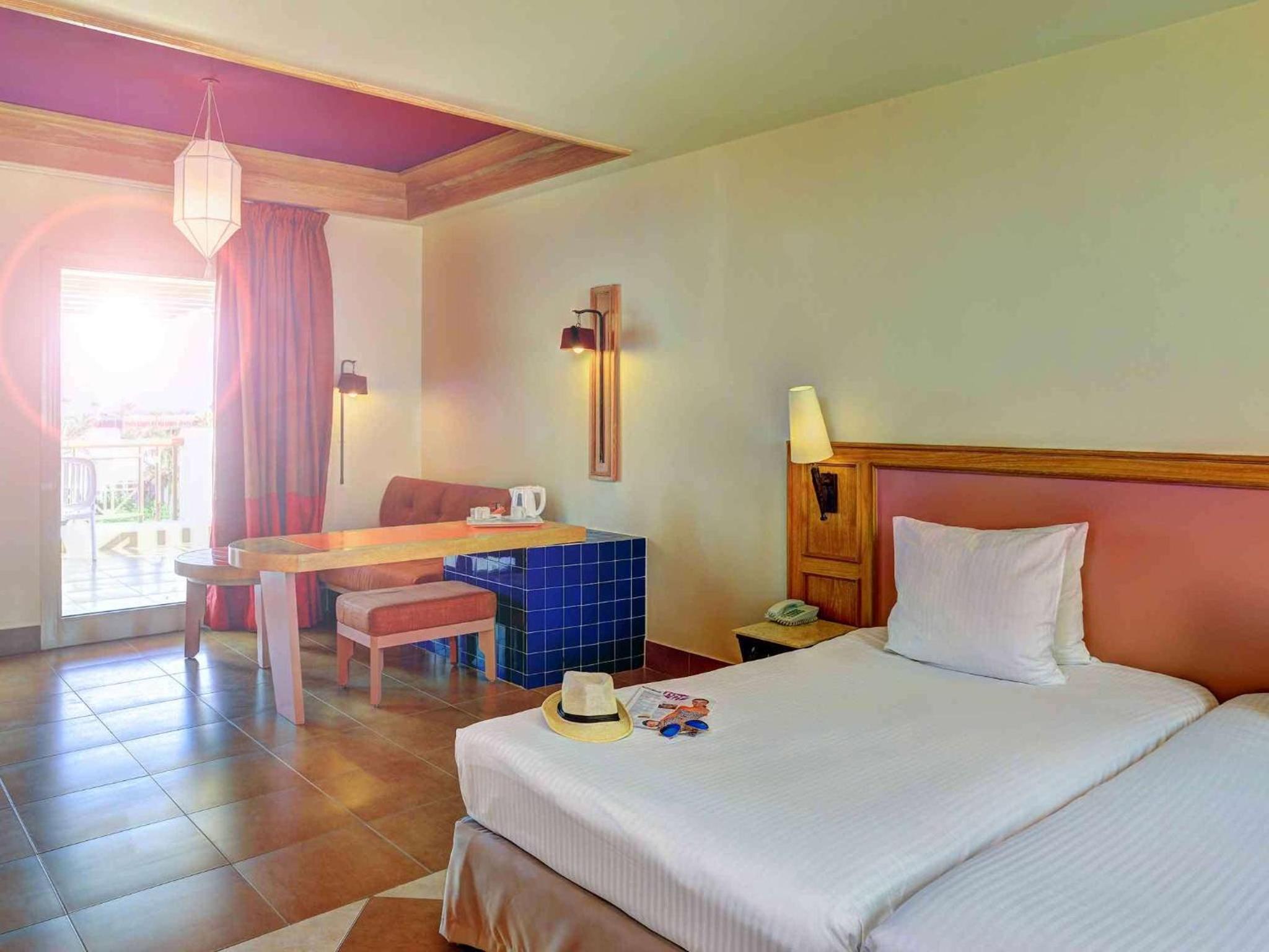 Standard Room with 2 Single Beds -  Pool Side (Palm wing)