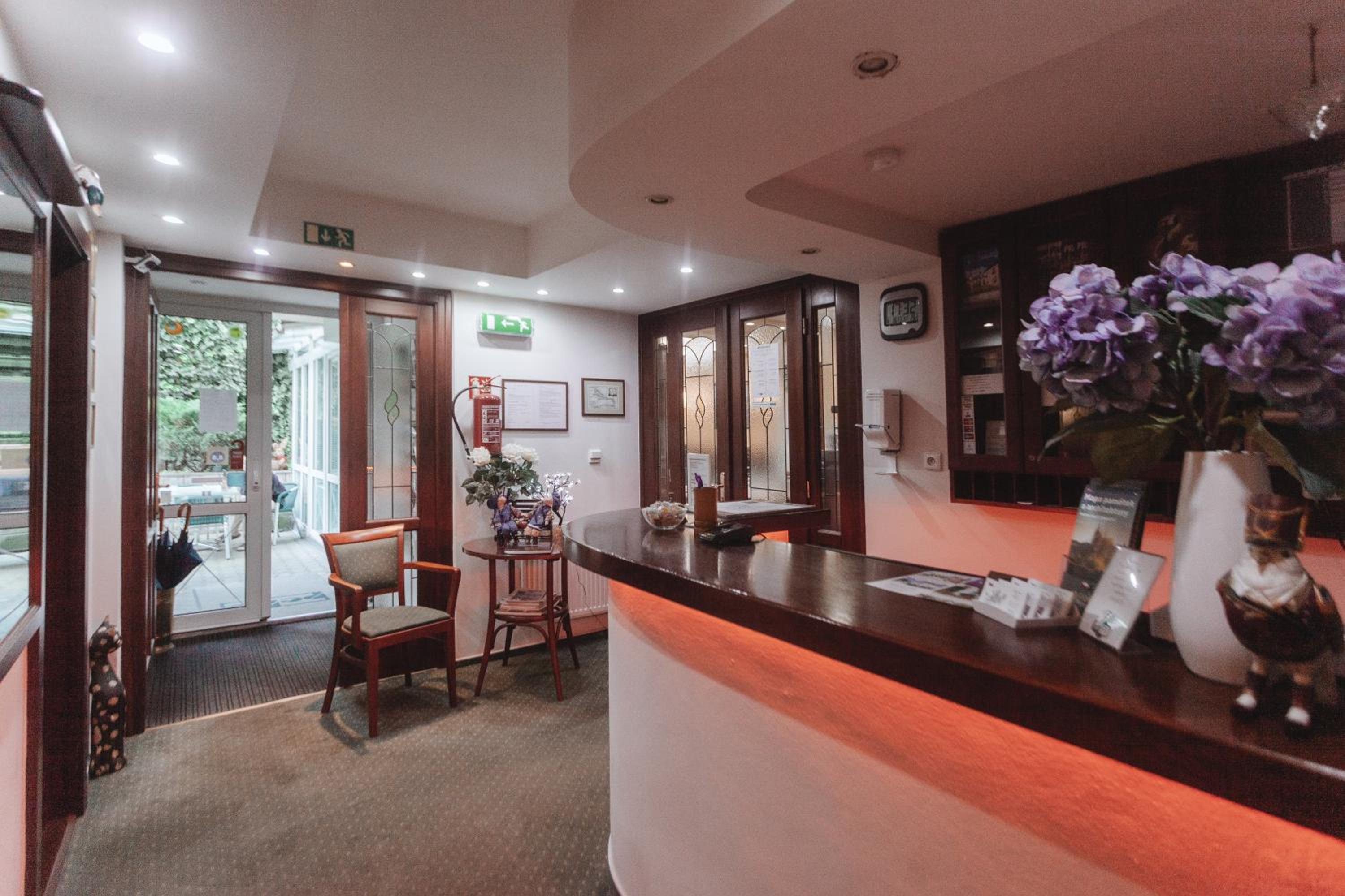 Deluxe Double Room with Extra Bed