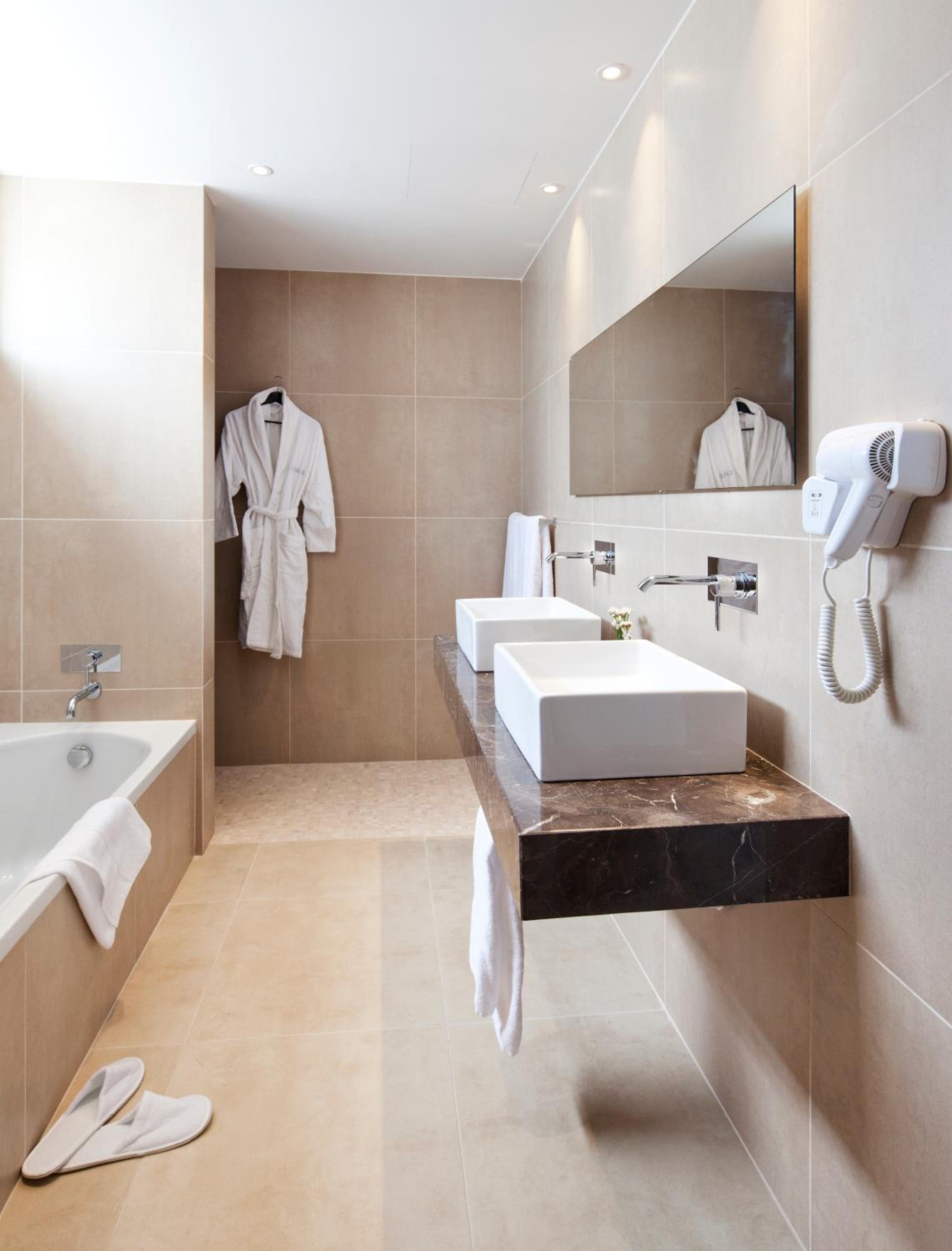 Superior Suite Kosher