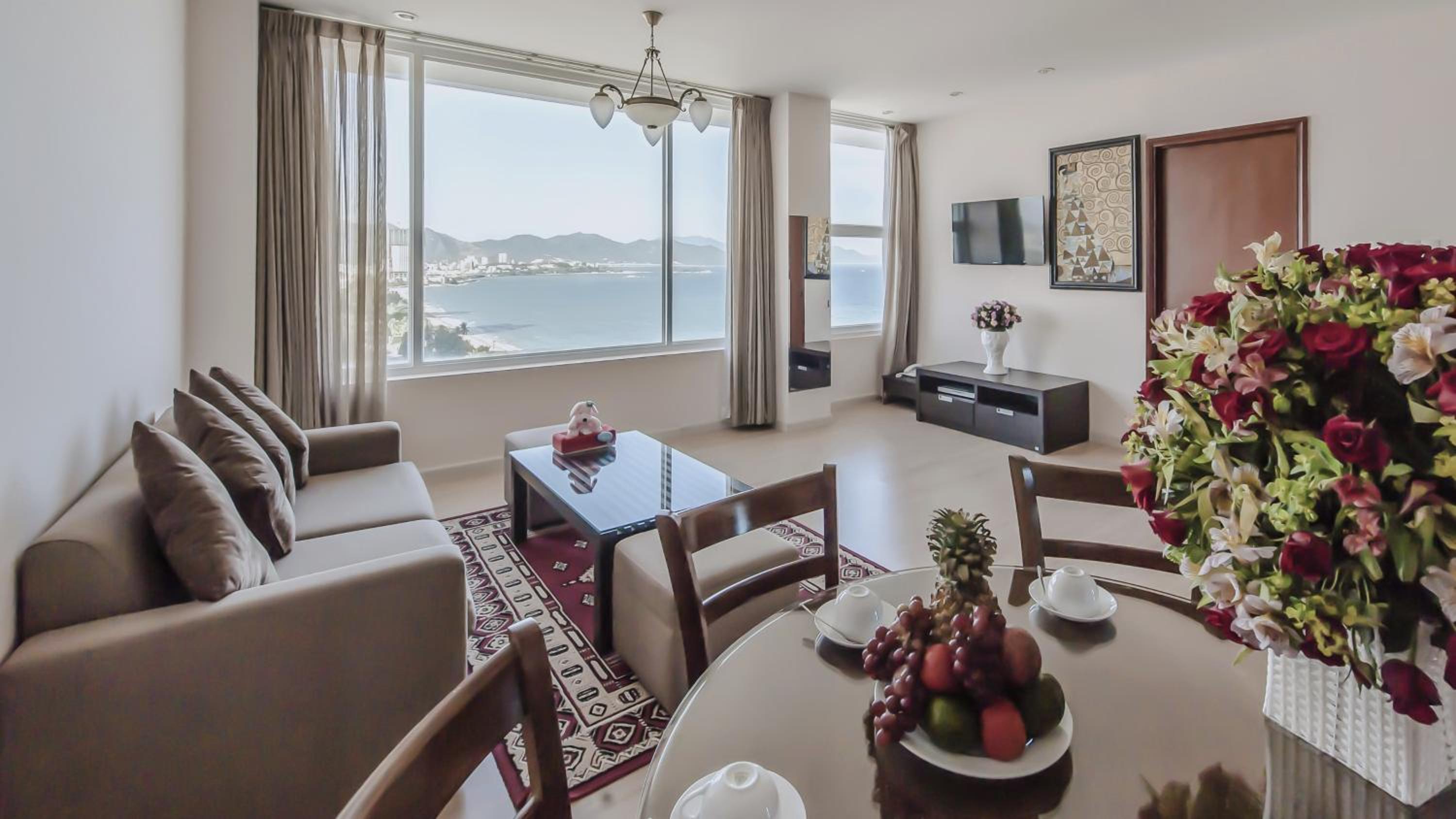 Two-Bedroom Apartment with Sea View