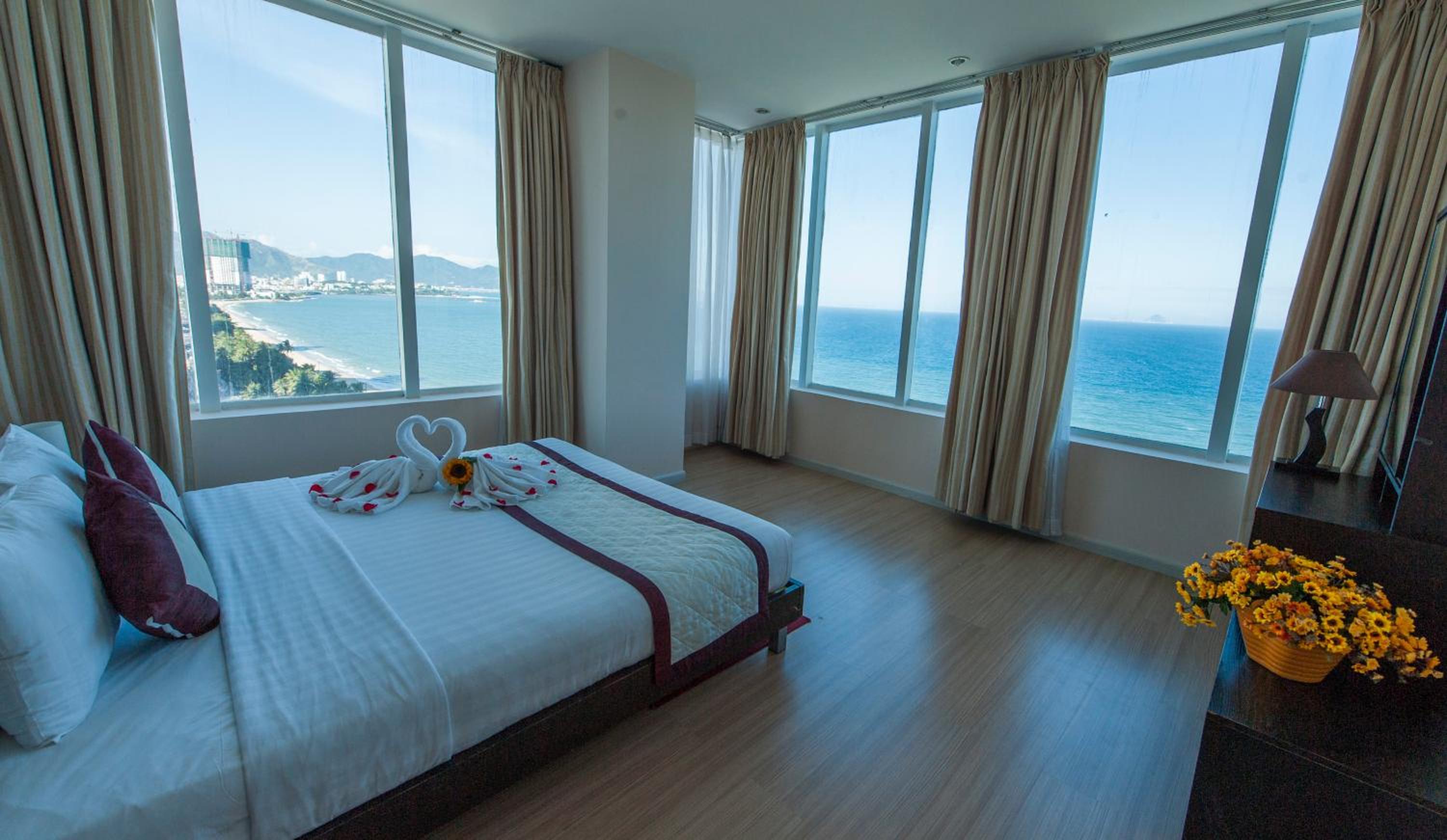 Two-Bedroom Apartment with Sea View