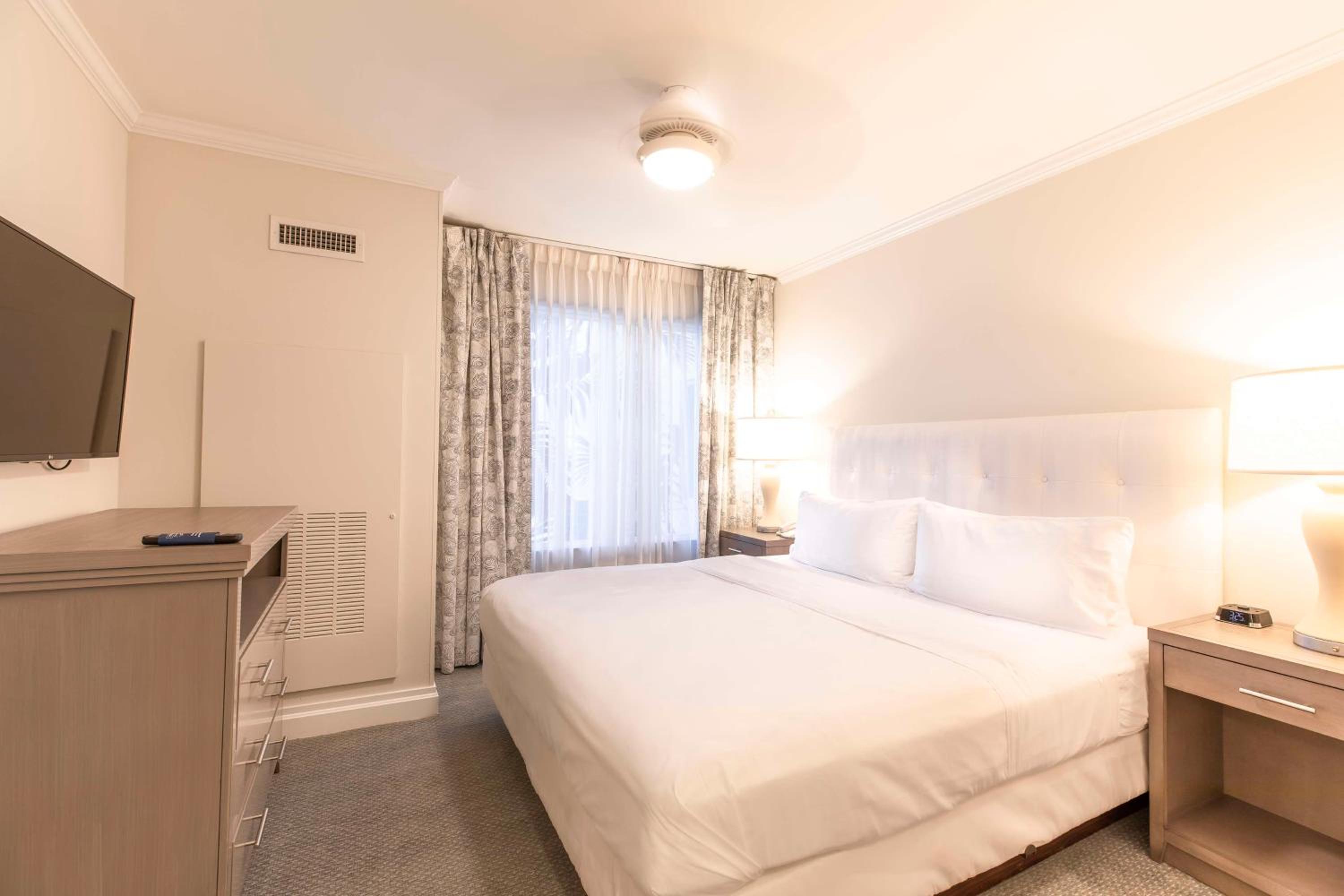 One-Bedroom King Suite with Sofa Bed