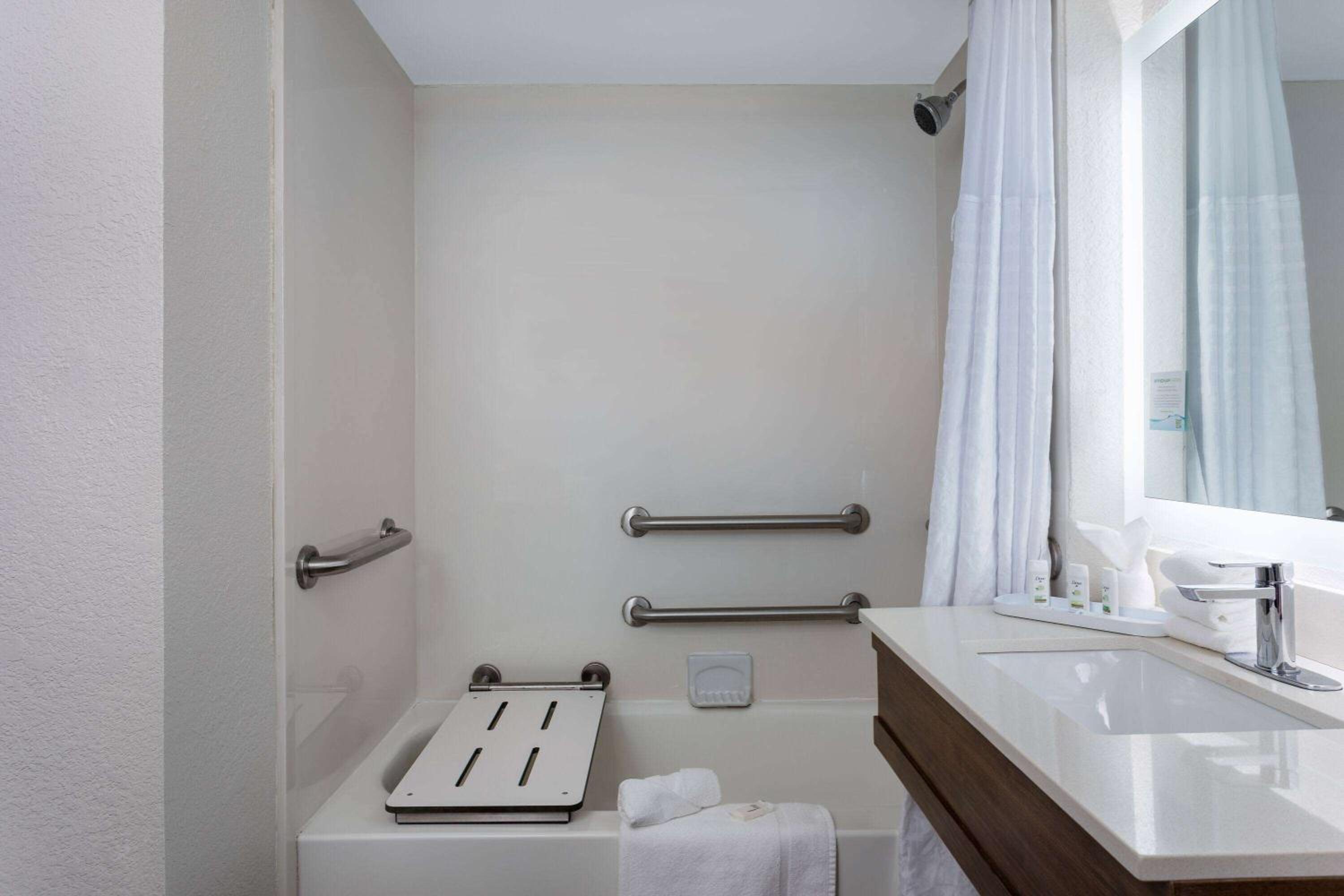 King Room - Disability Access