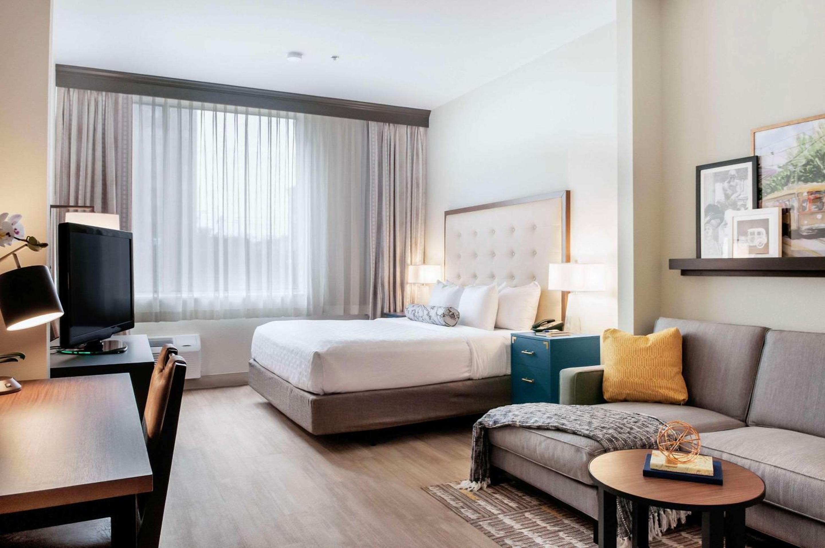 King Room - Accessible/Non-Smoking