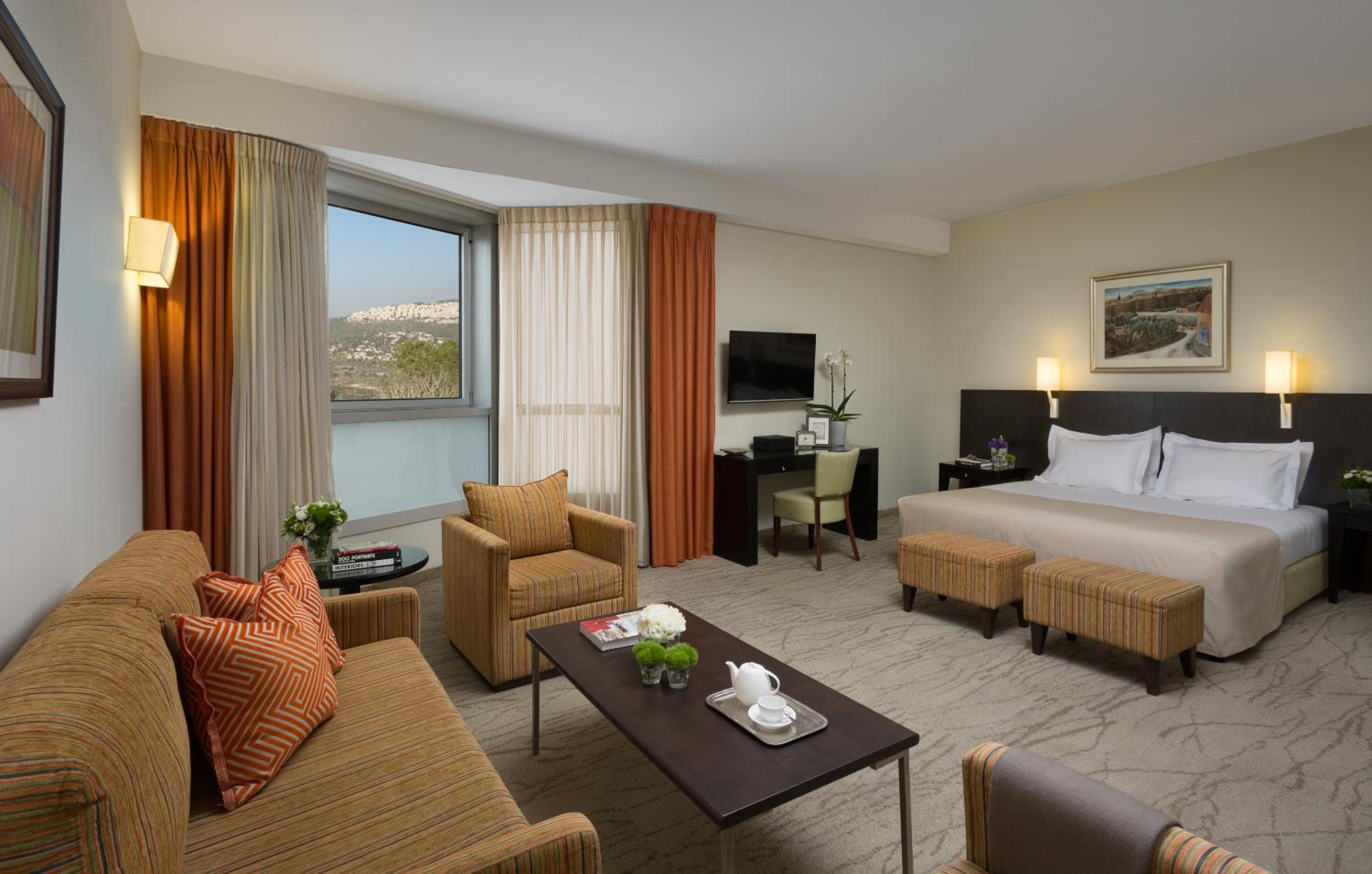 Studio (2 Adults) - Mountain View