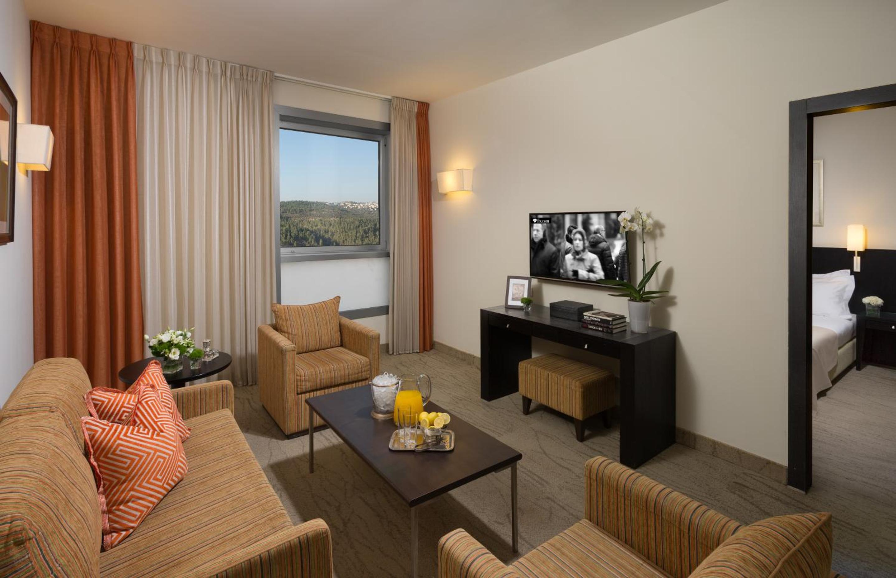 Suite - Mountain View