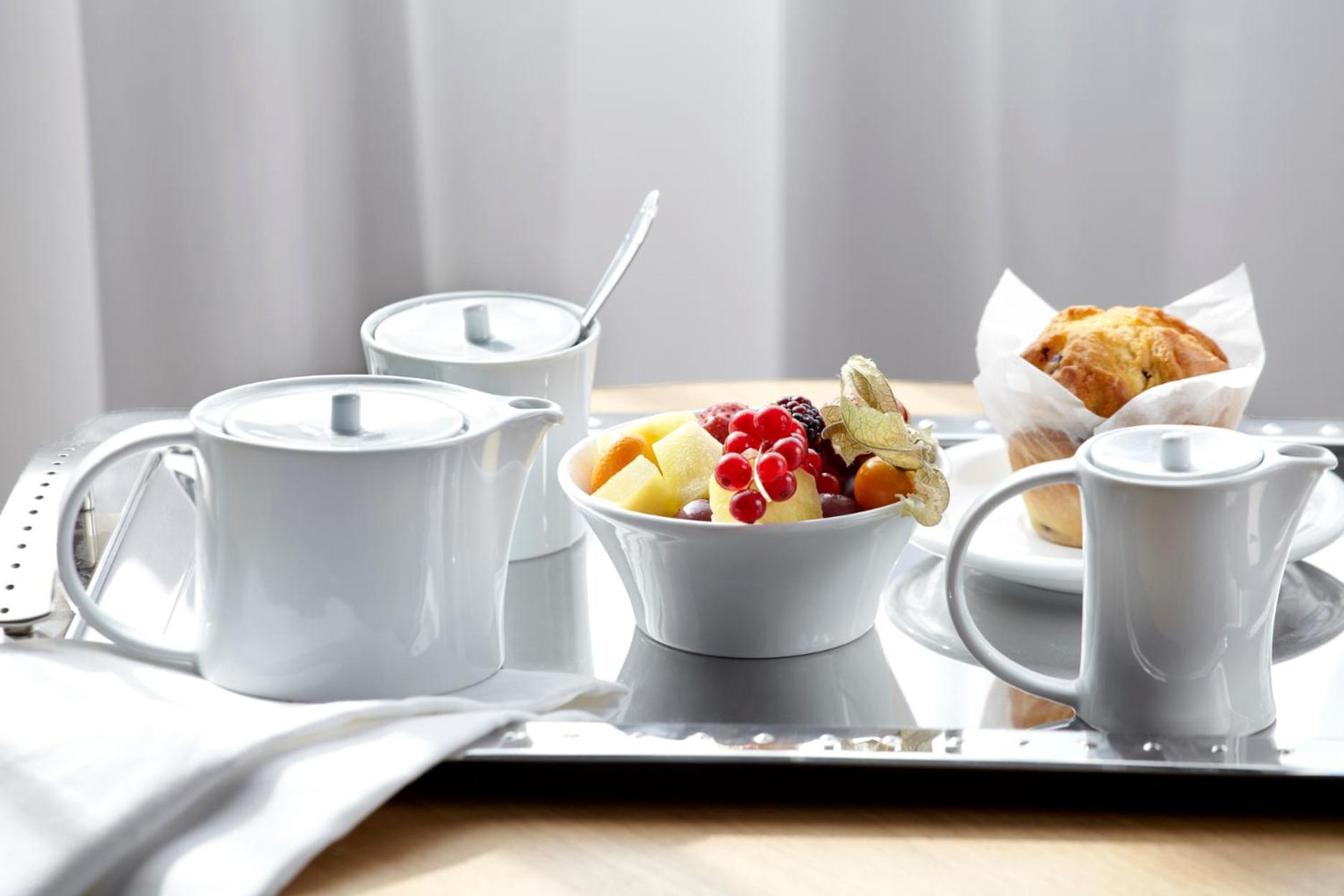 Standard Twin Room with City View