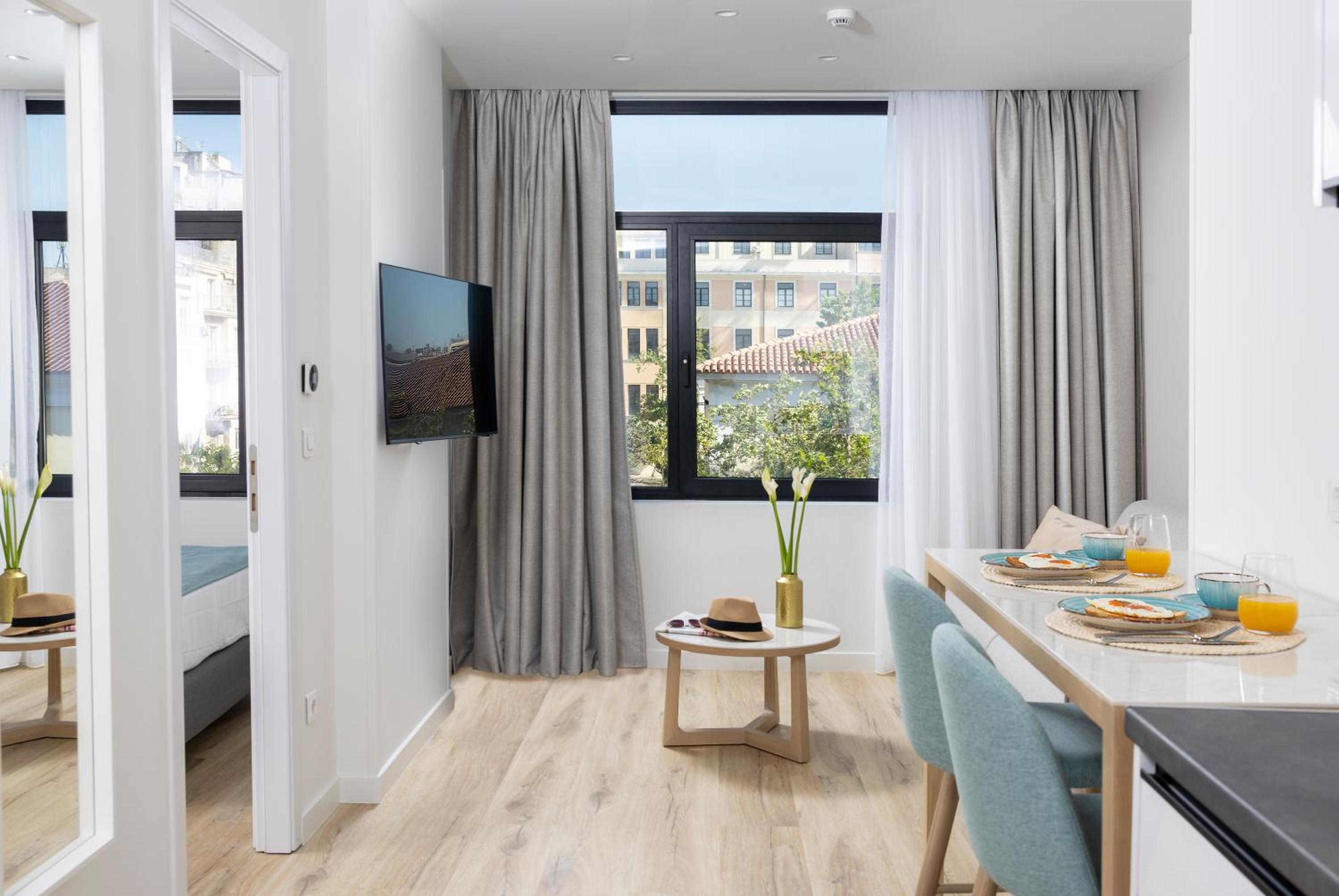 Deluxe Apartment
