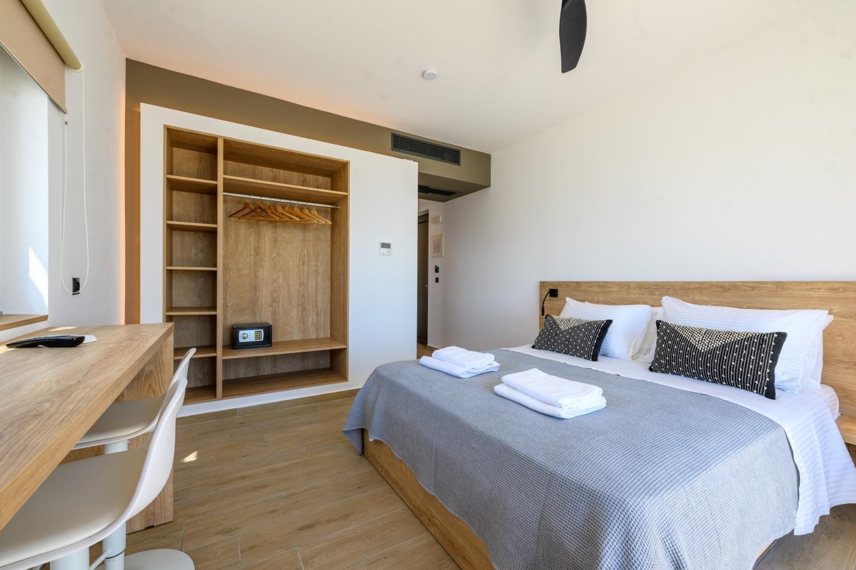 Studio with Sea View