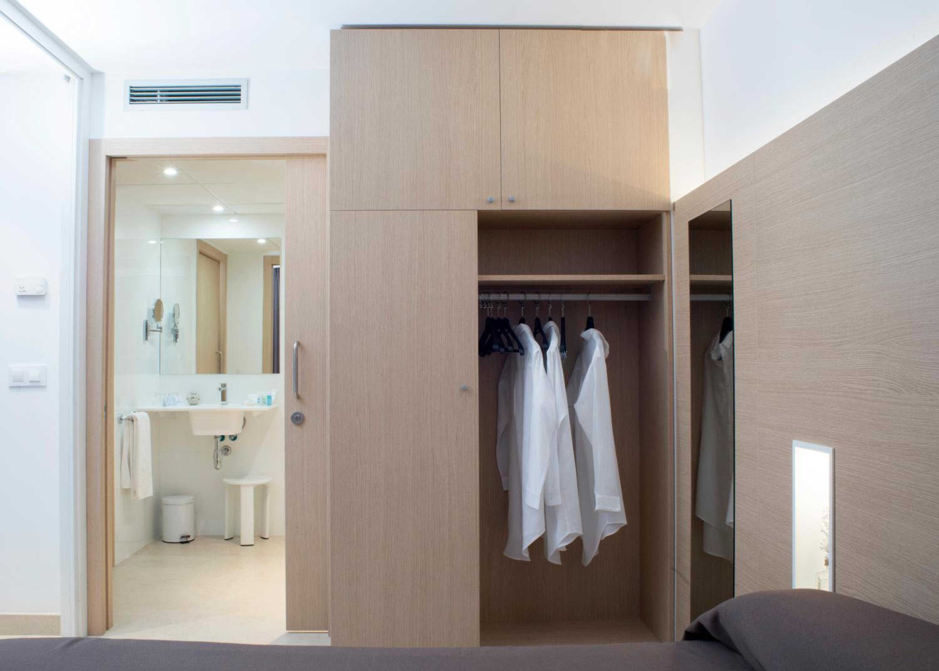 Apartment (2 Adults + 1 Child)