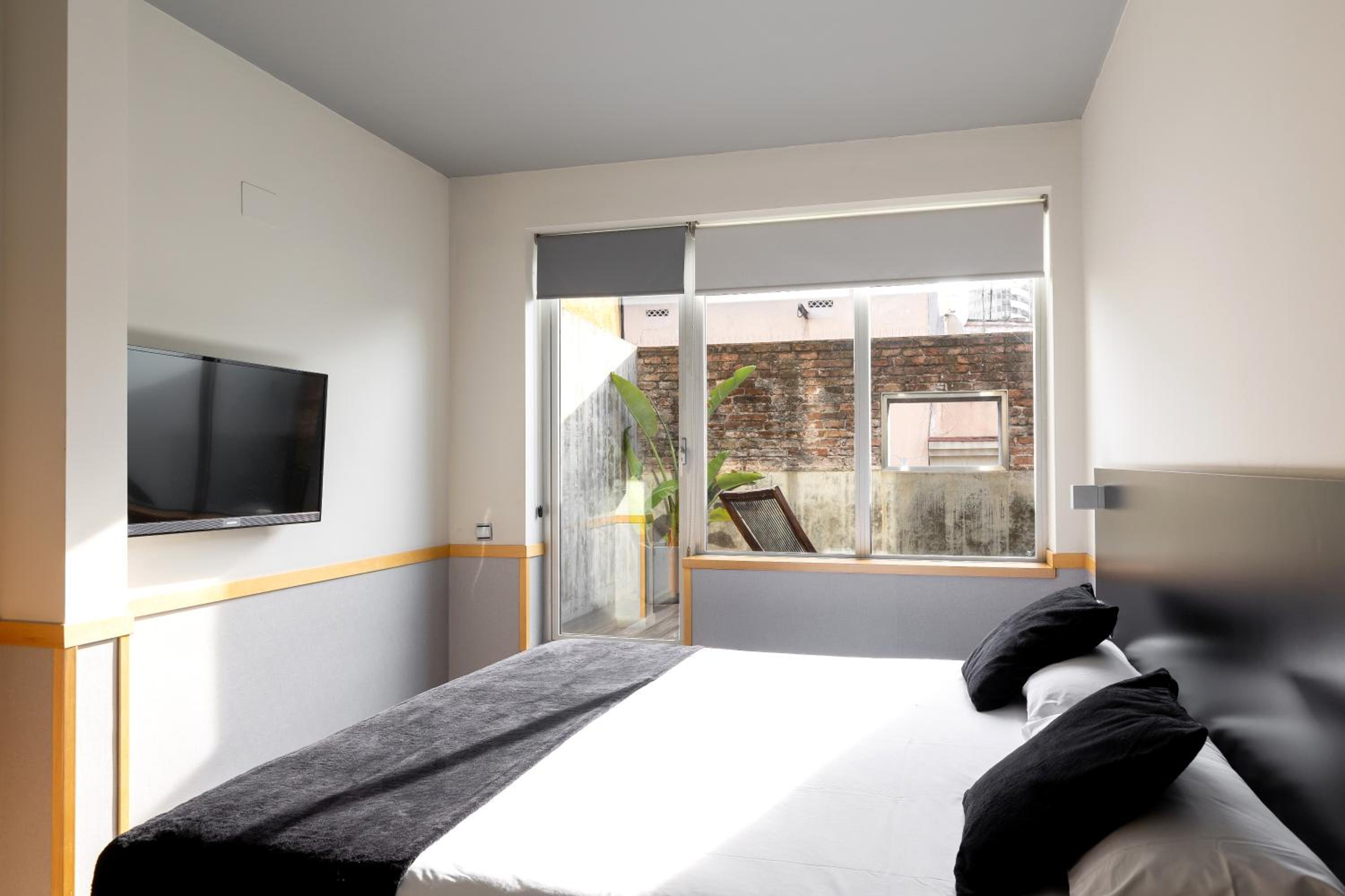 Double or Twin Room with Terrace