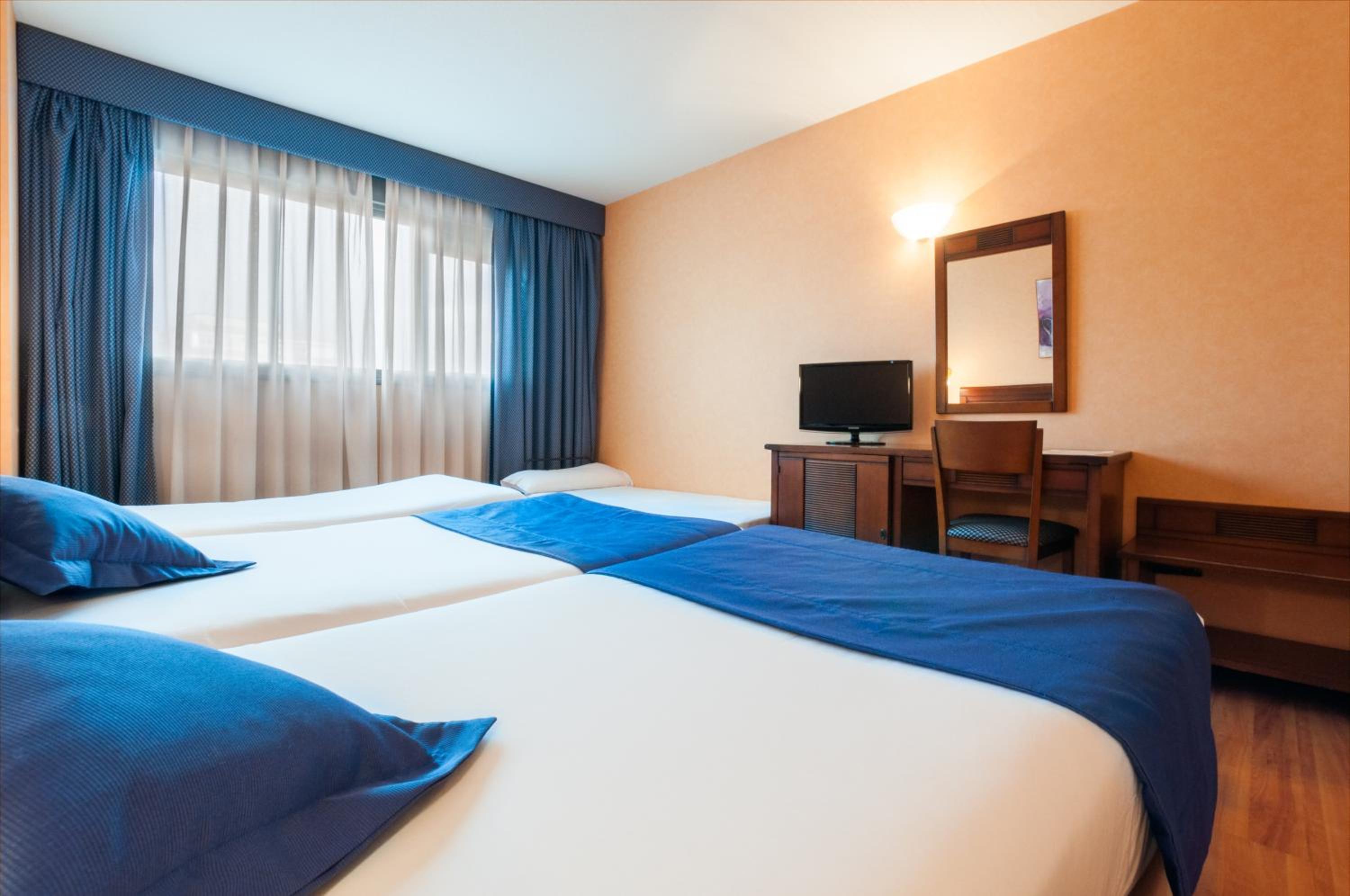 Comfort Quadruple Room