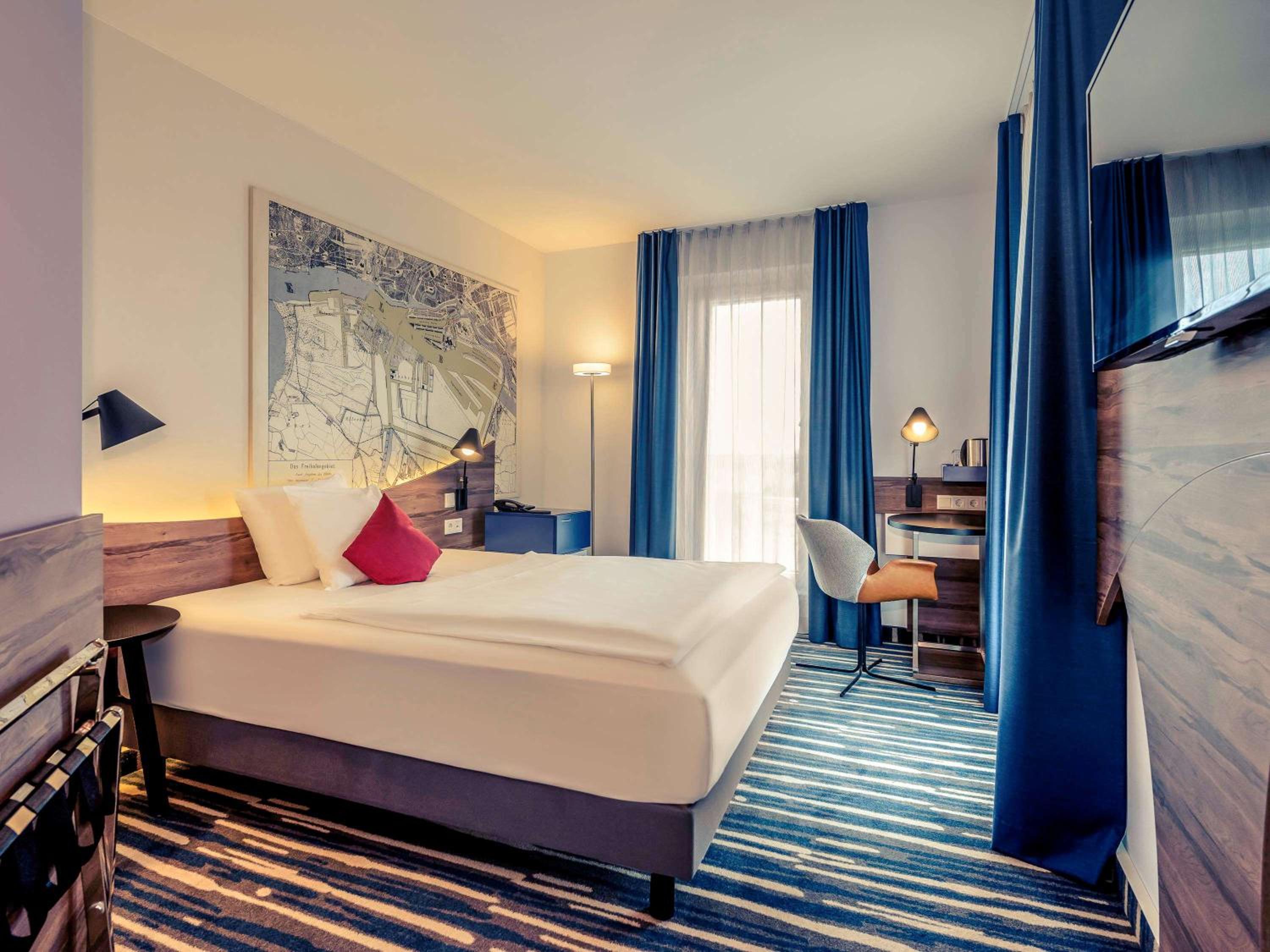 Standard Queen Room