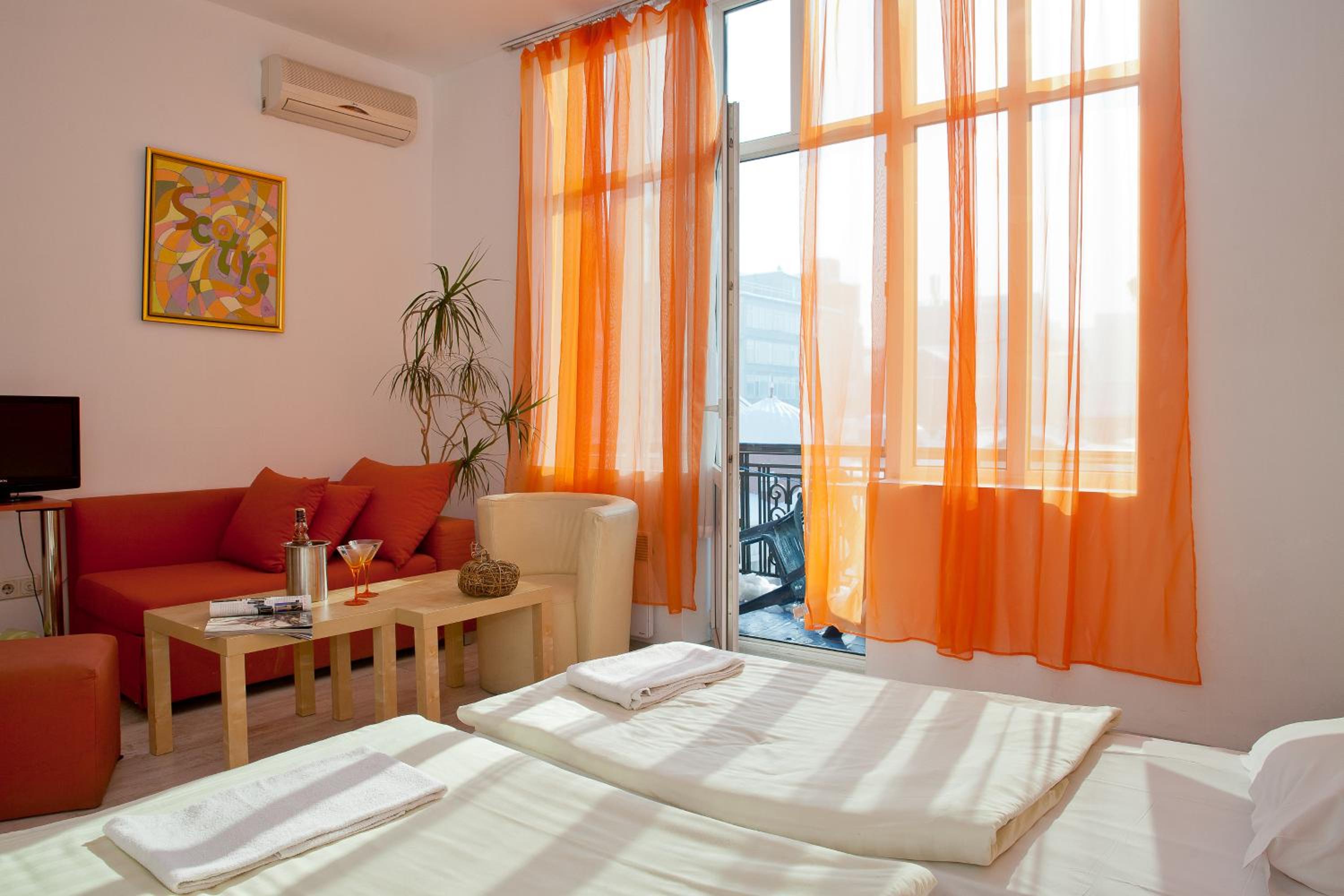 Deluxe Double or Twin Room