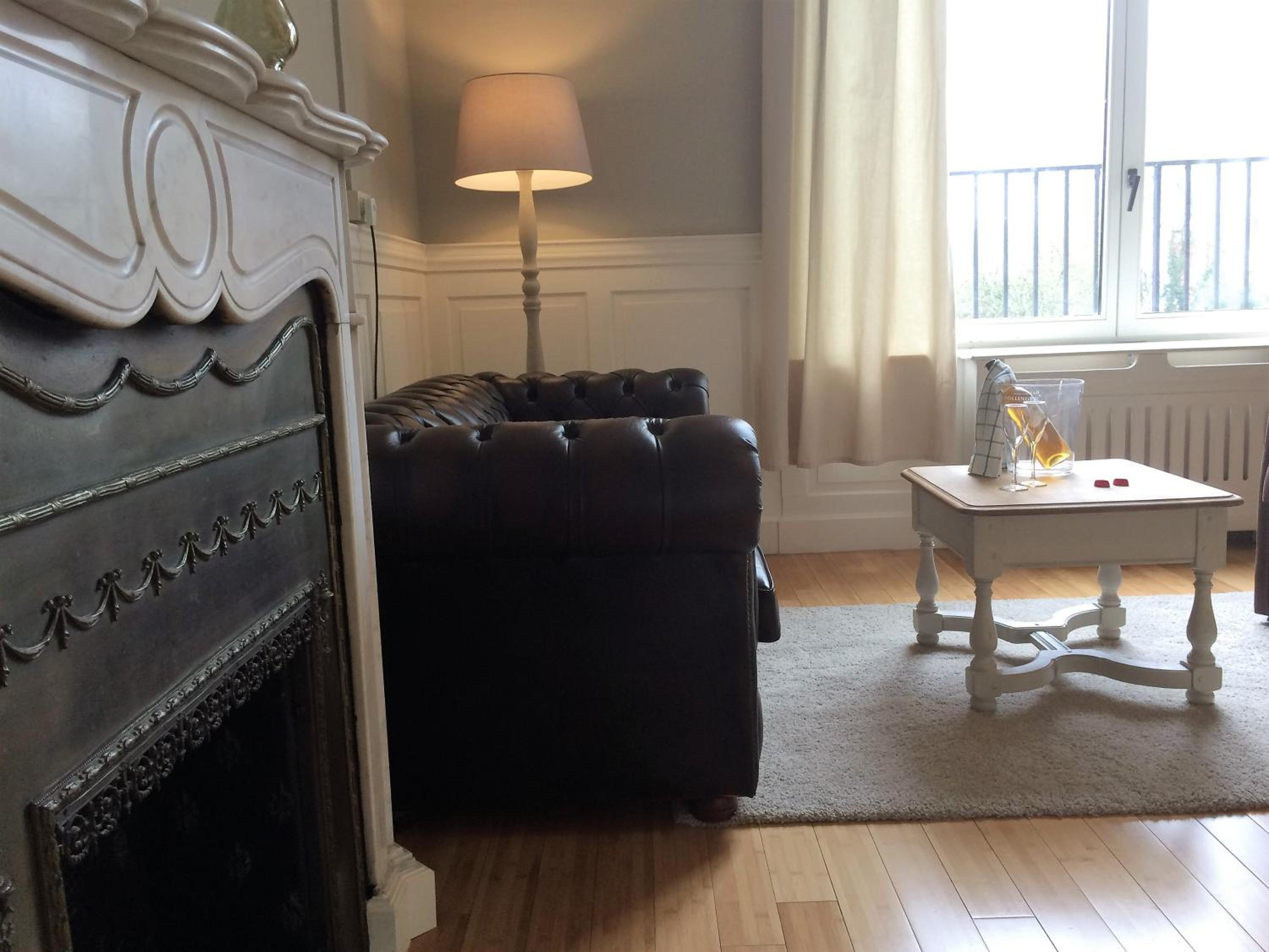 Apartment with Garden View