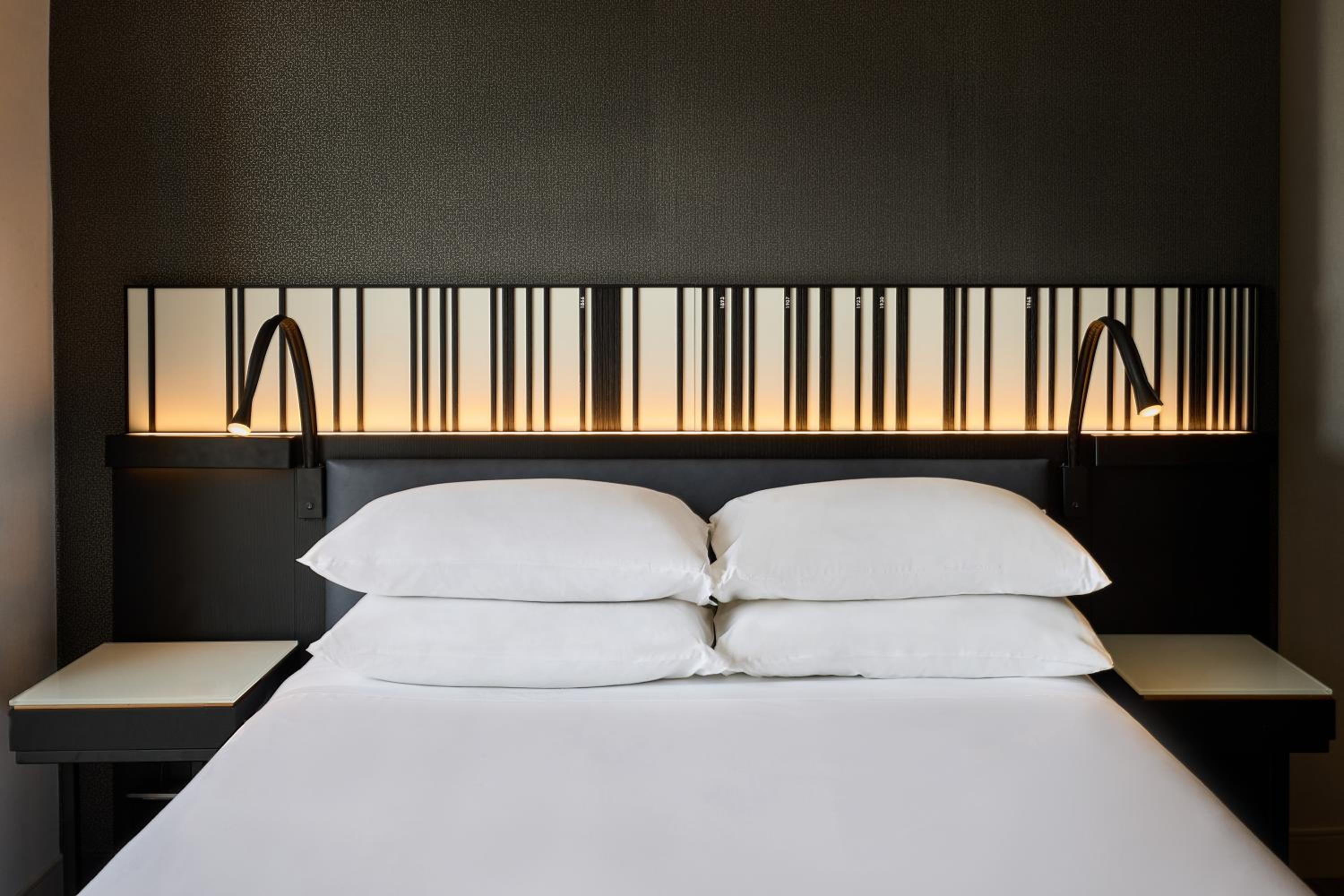 King Room with Lake View