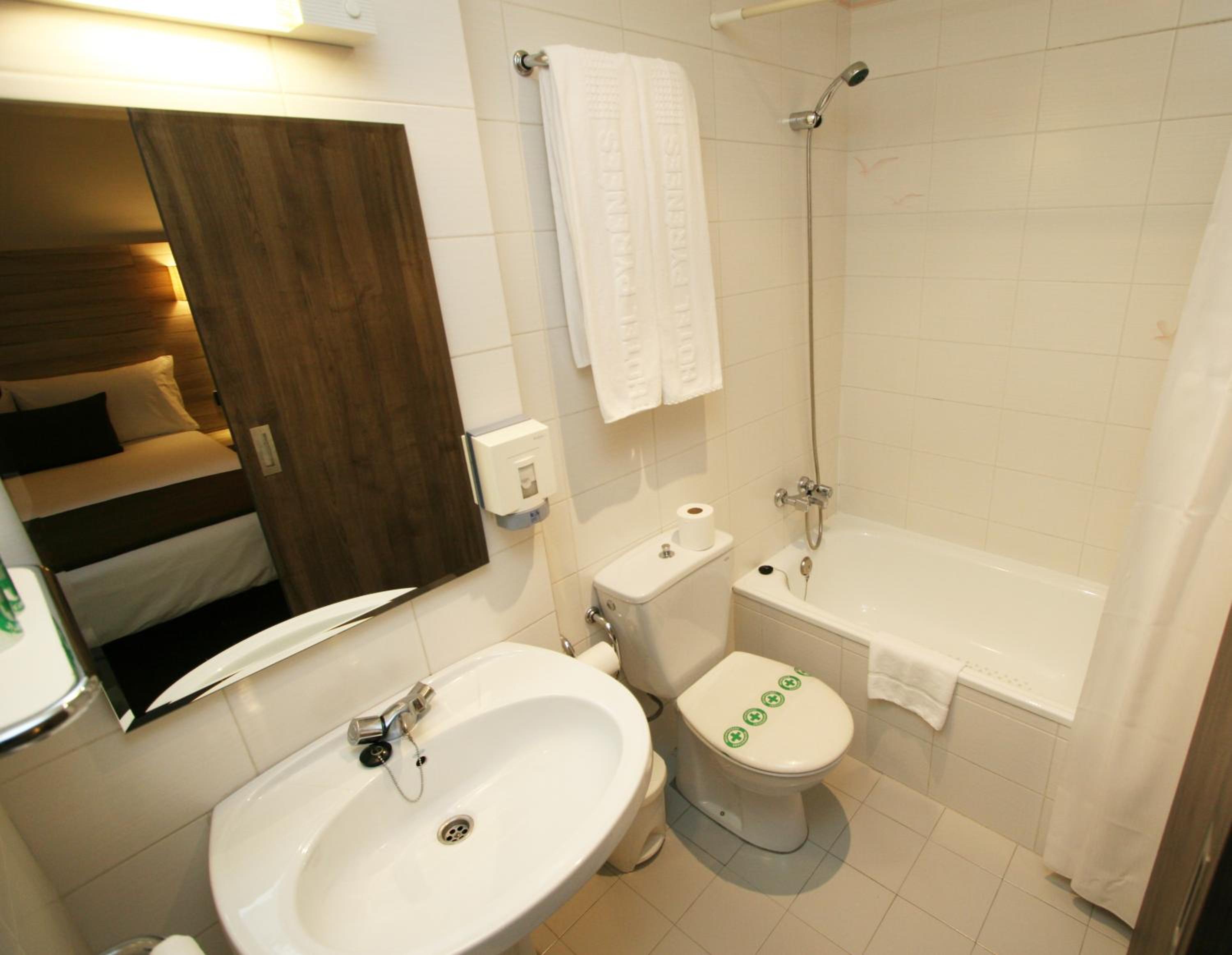 Economy Small Double Room