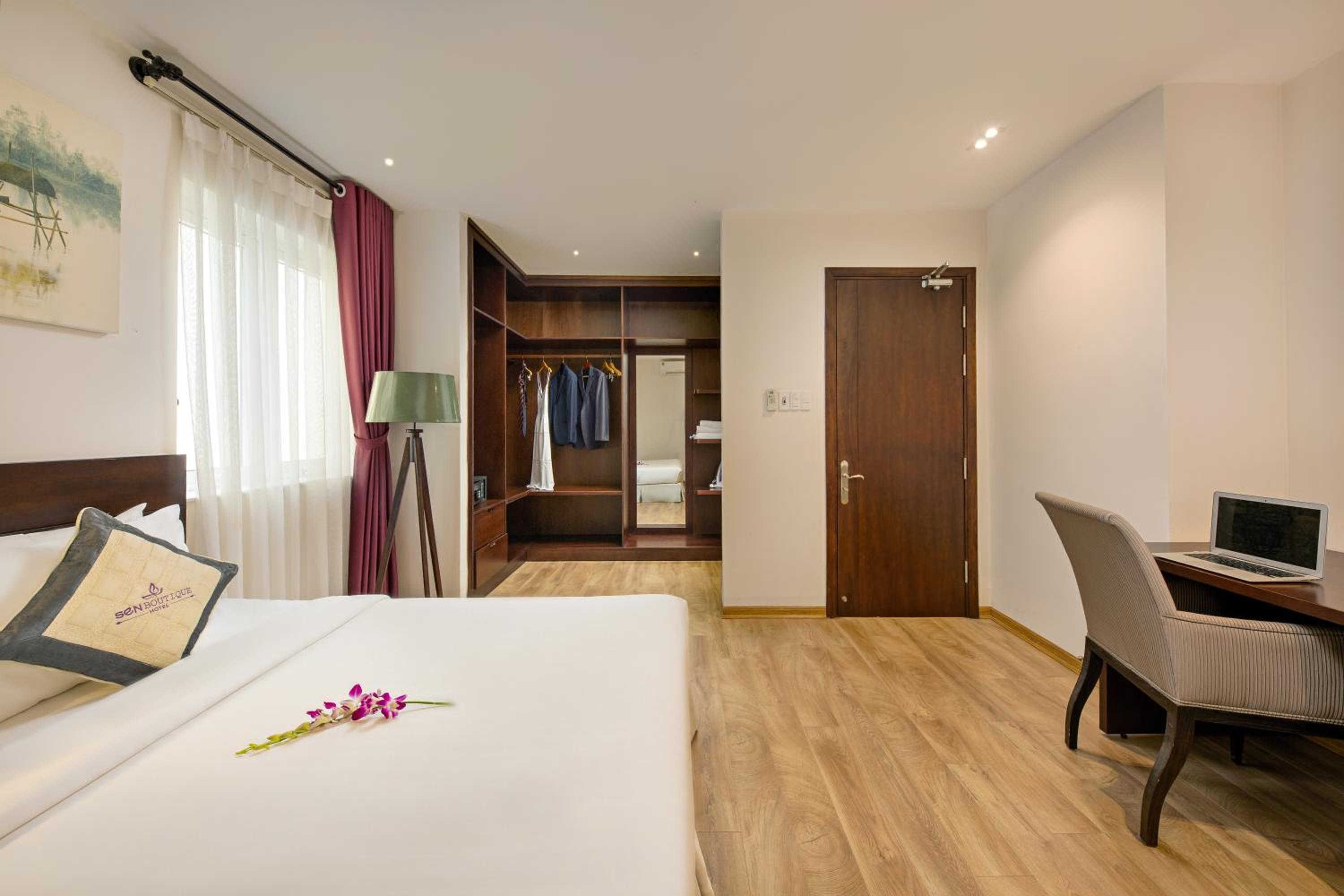 SEN Penthouse 2 Bedrooms with Sauna