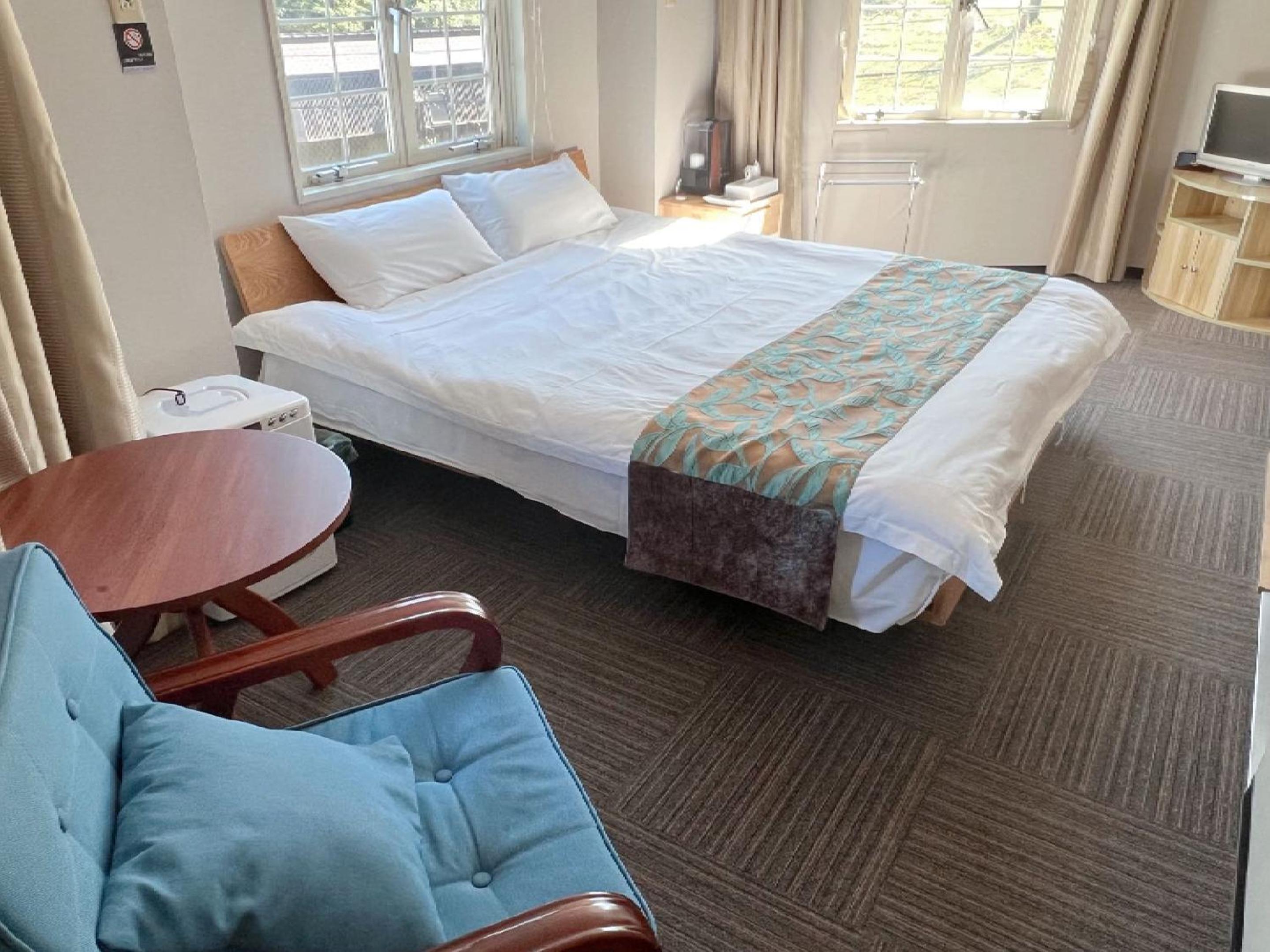 Double Room with Mountain View