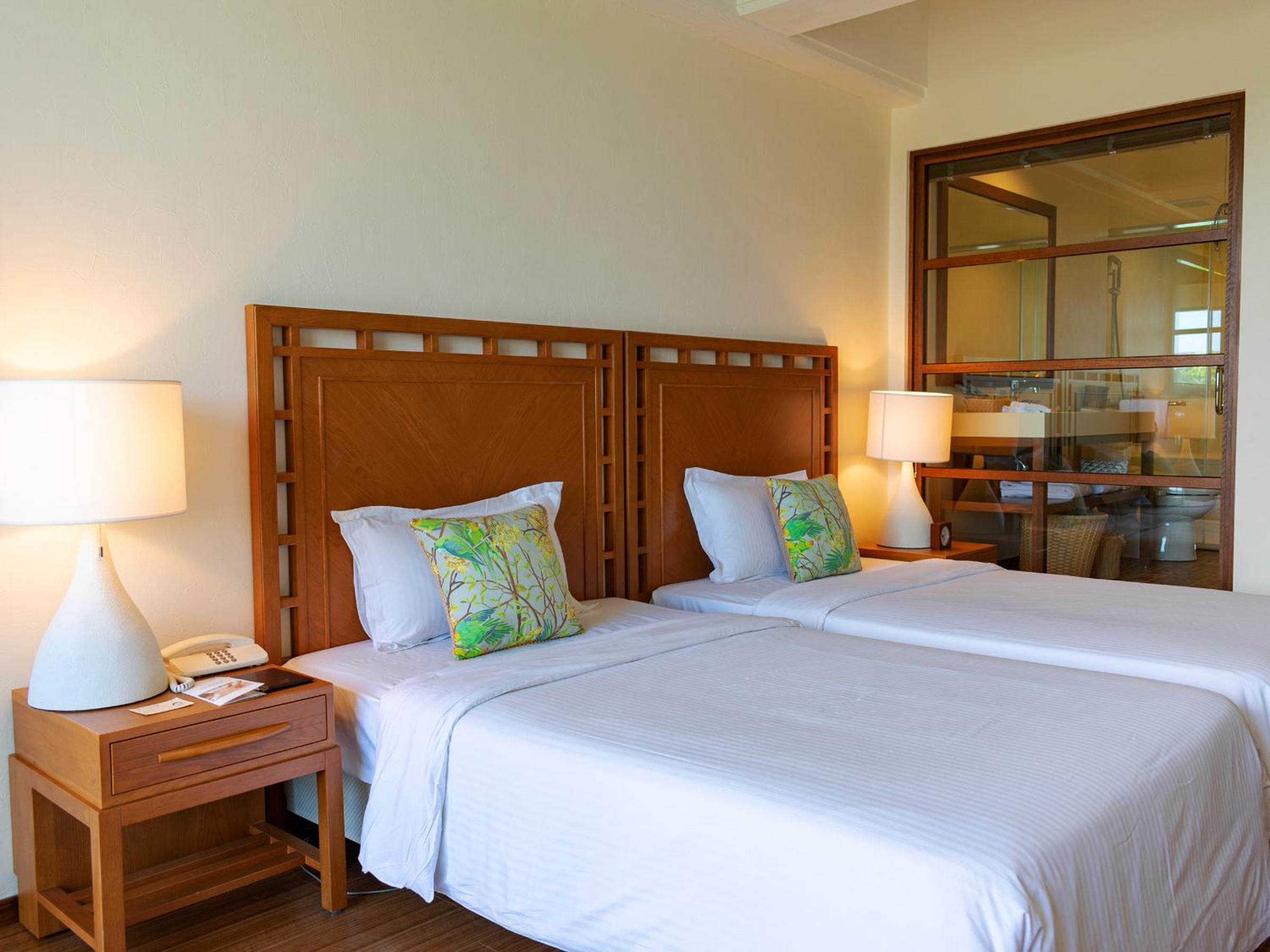 Superior Twin Room with Mountain View - Non-Smoking