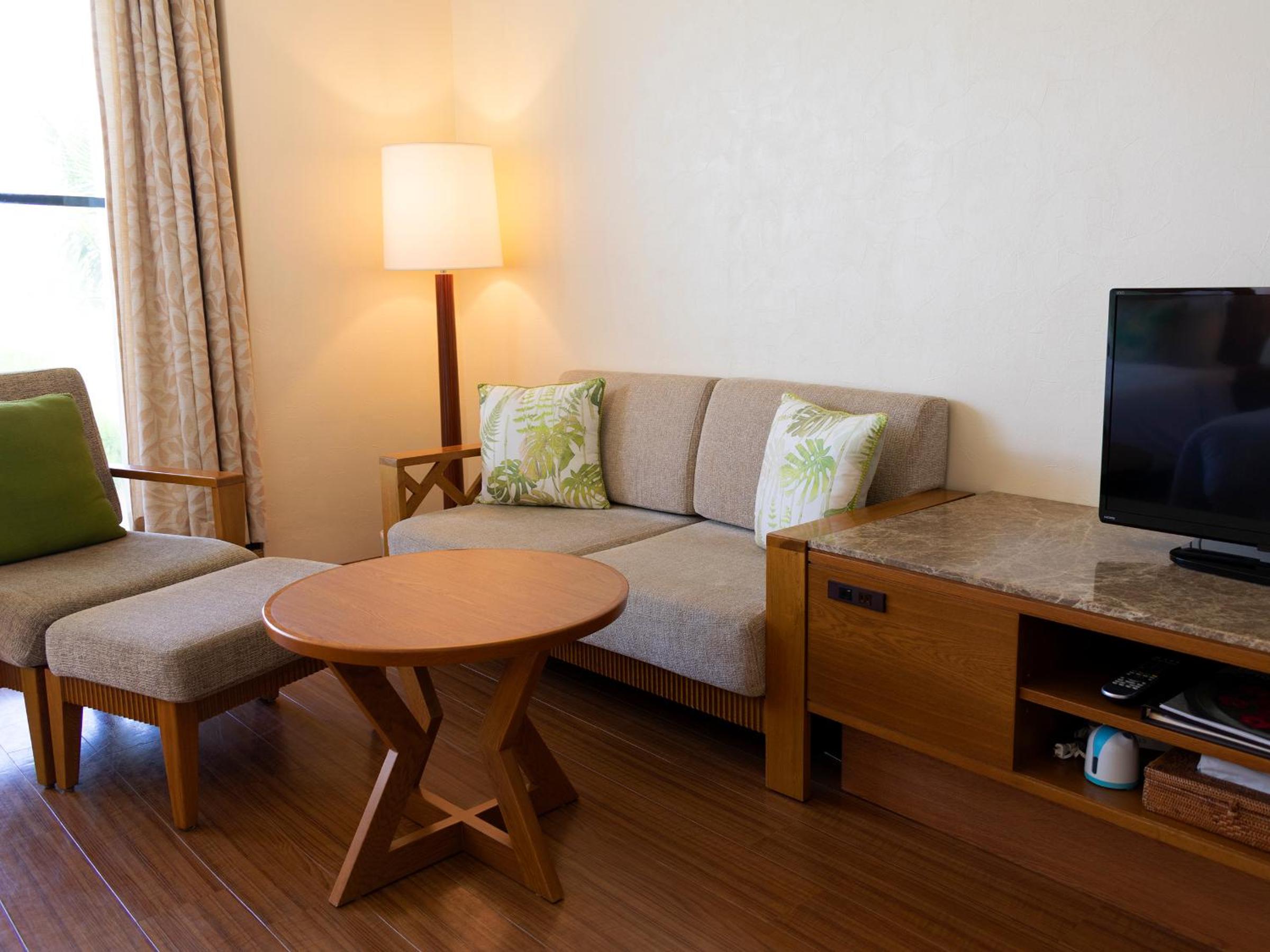 Club Deluxe Room with Ocean View and Lounge Access - Non-Smoking