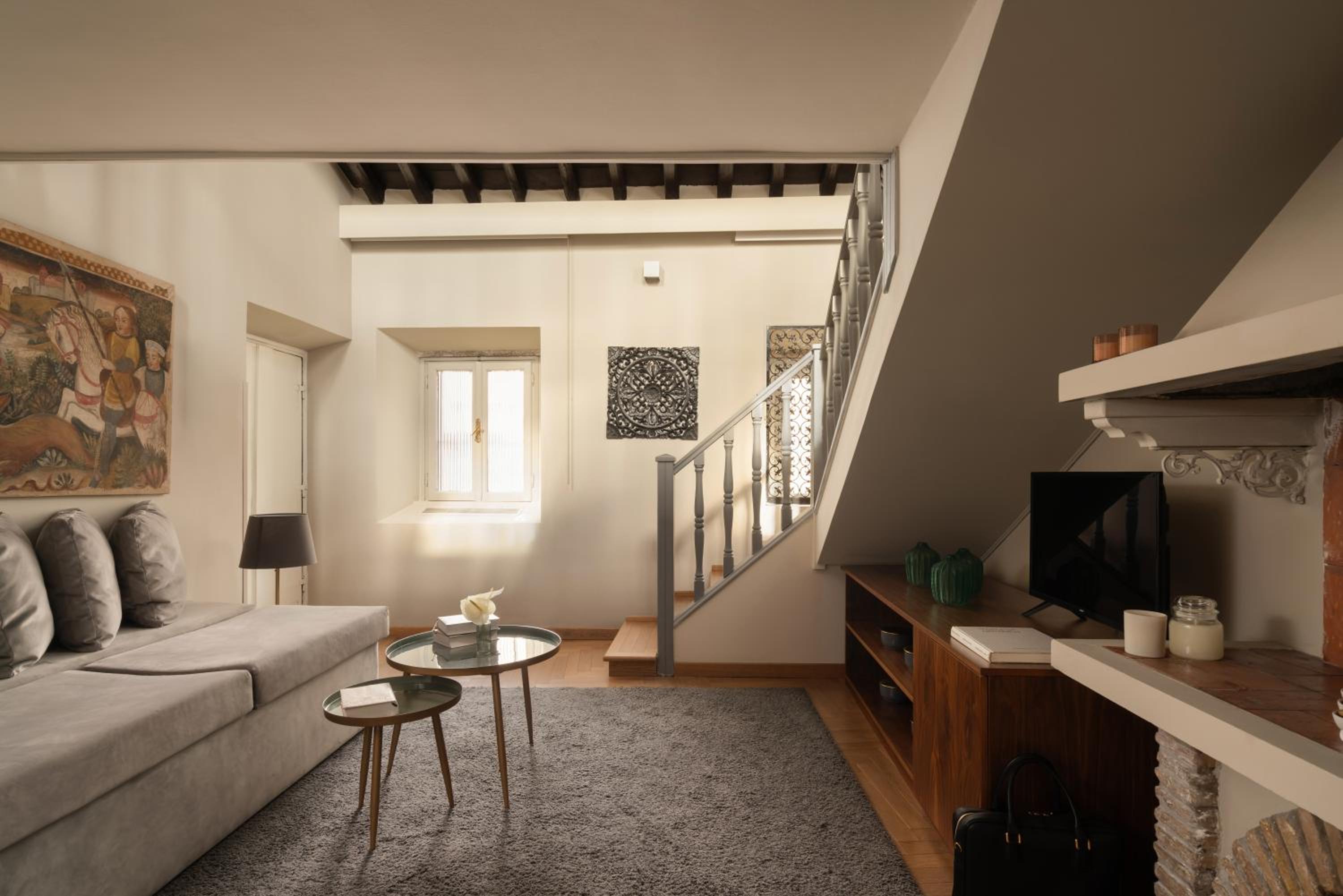 King Suite with Balcony Separate Building