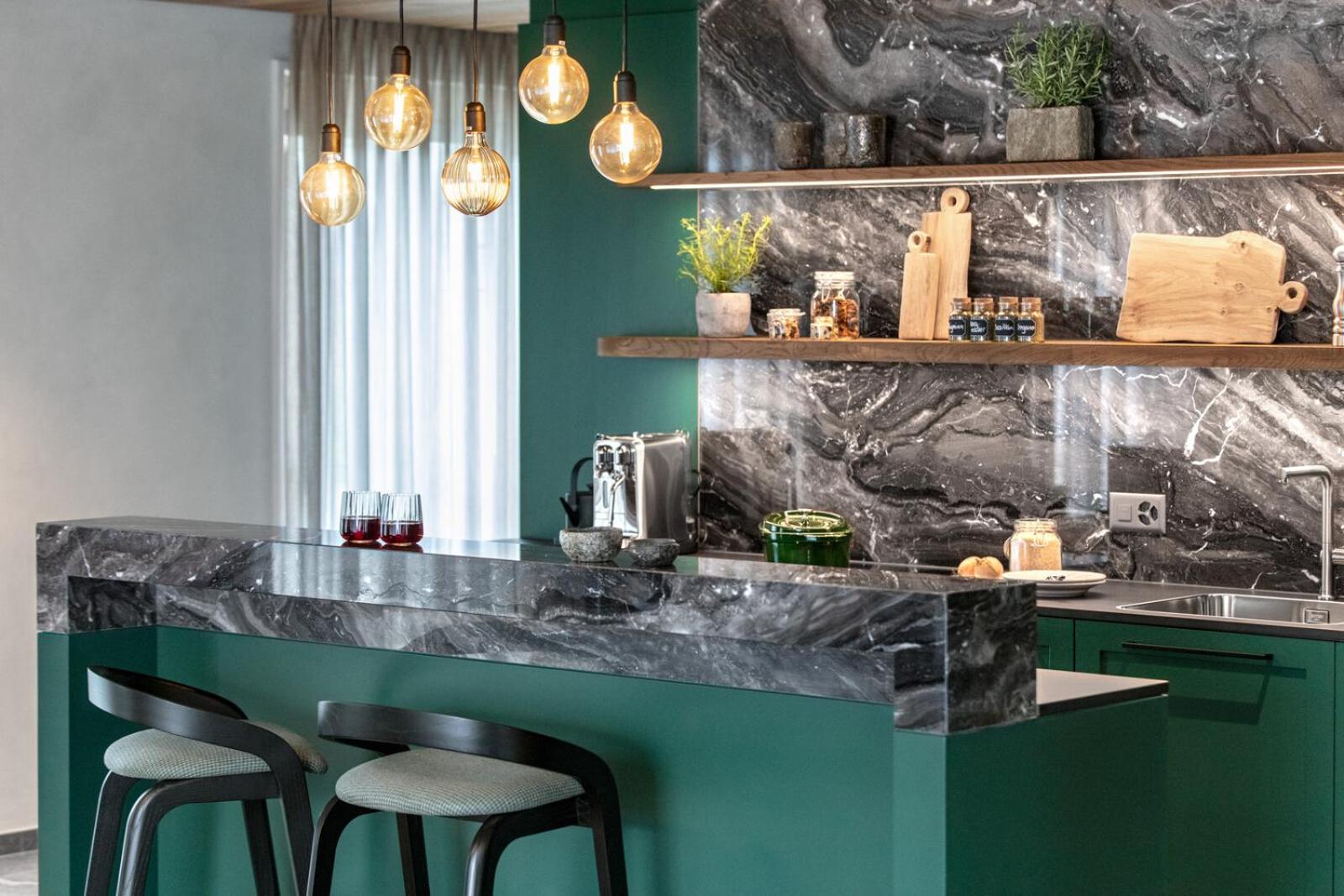 Suite Three-Bedroom Mountain Loft