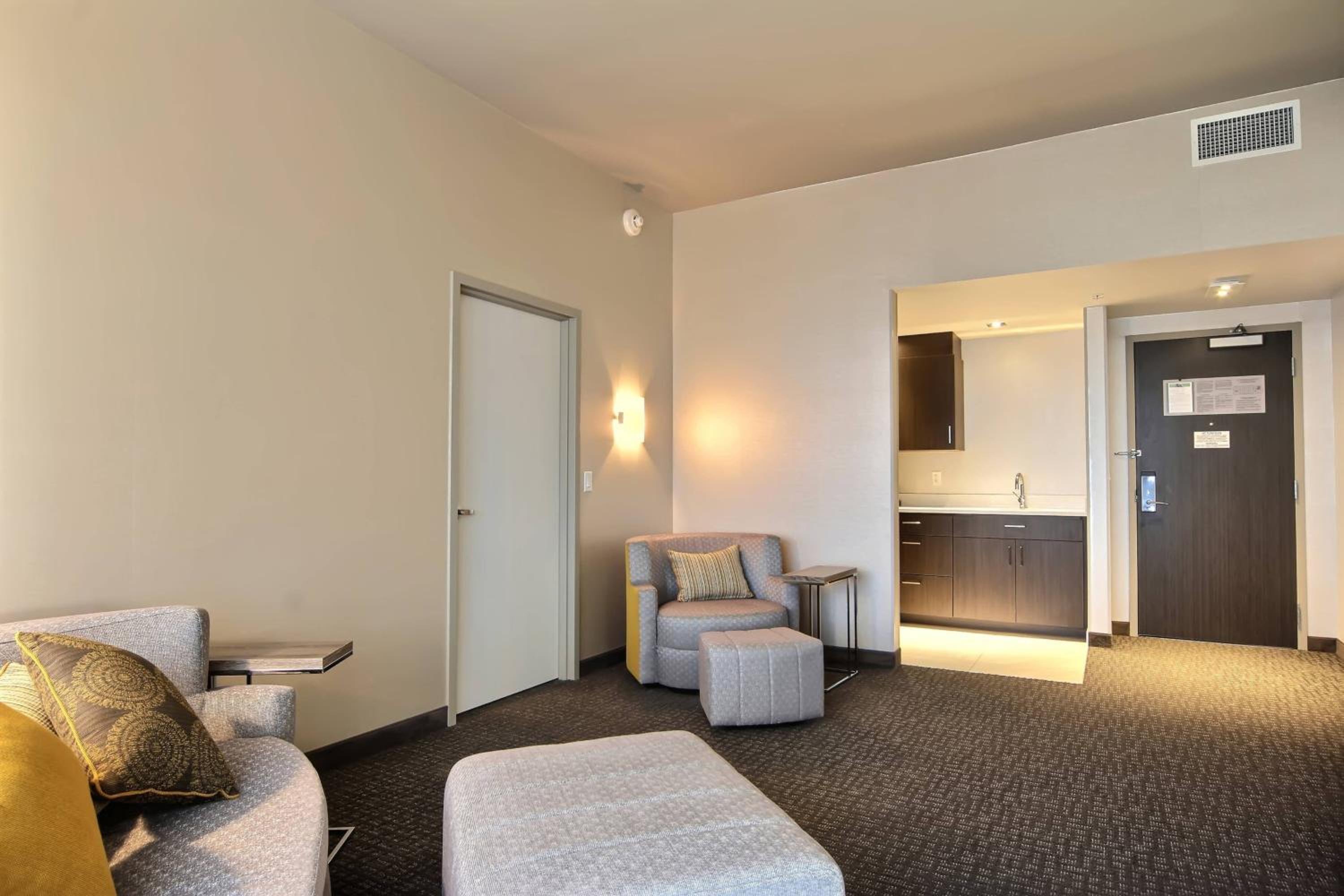 Executive One-Bedroom Suite