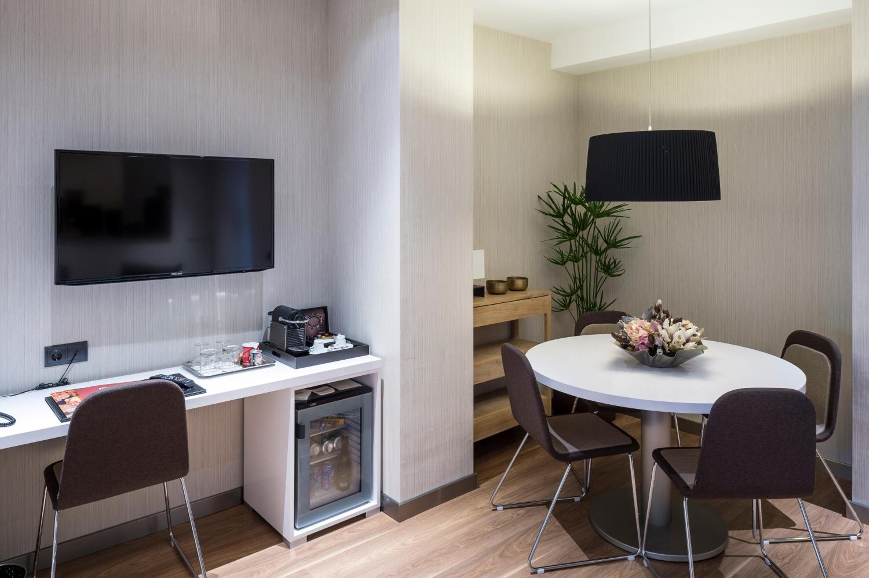 Suite Room