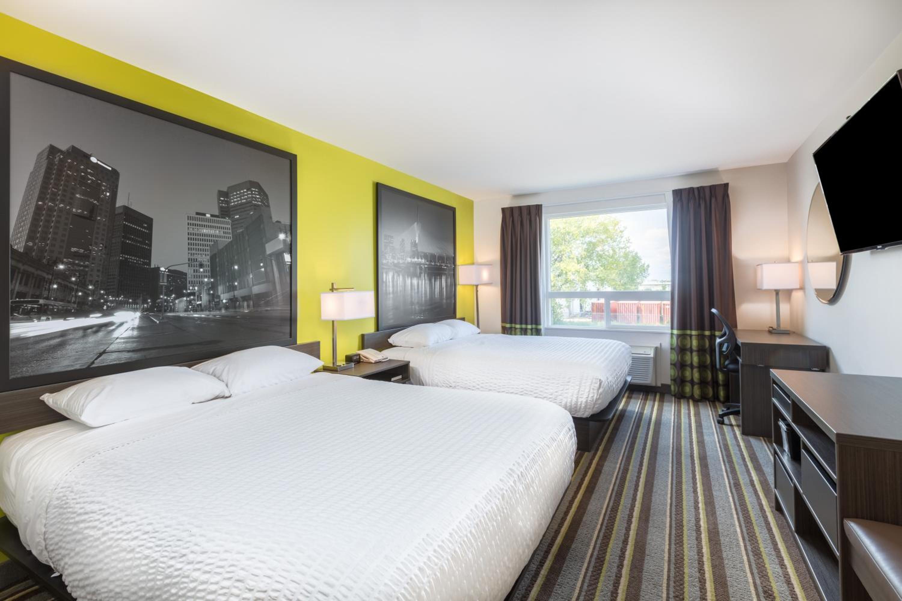 Queen Room with Two Queen Beds and Shower Only - Non-Smoking