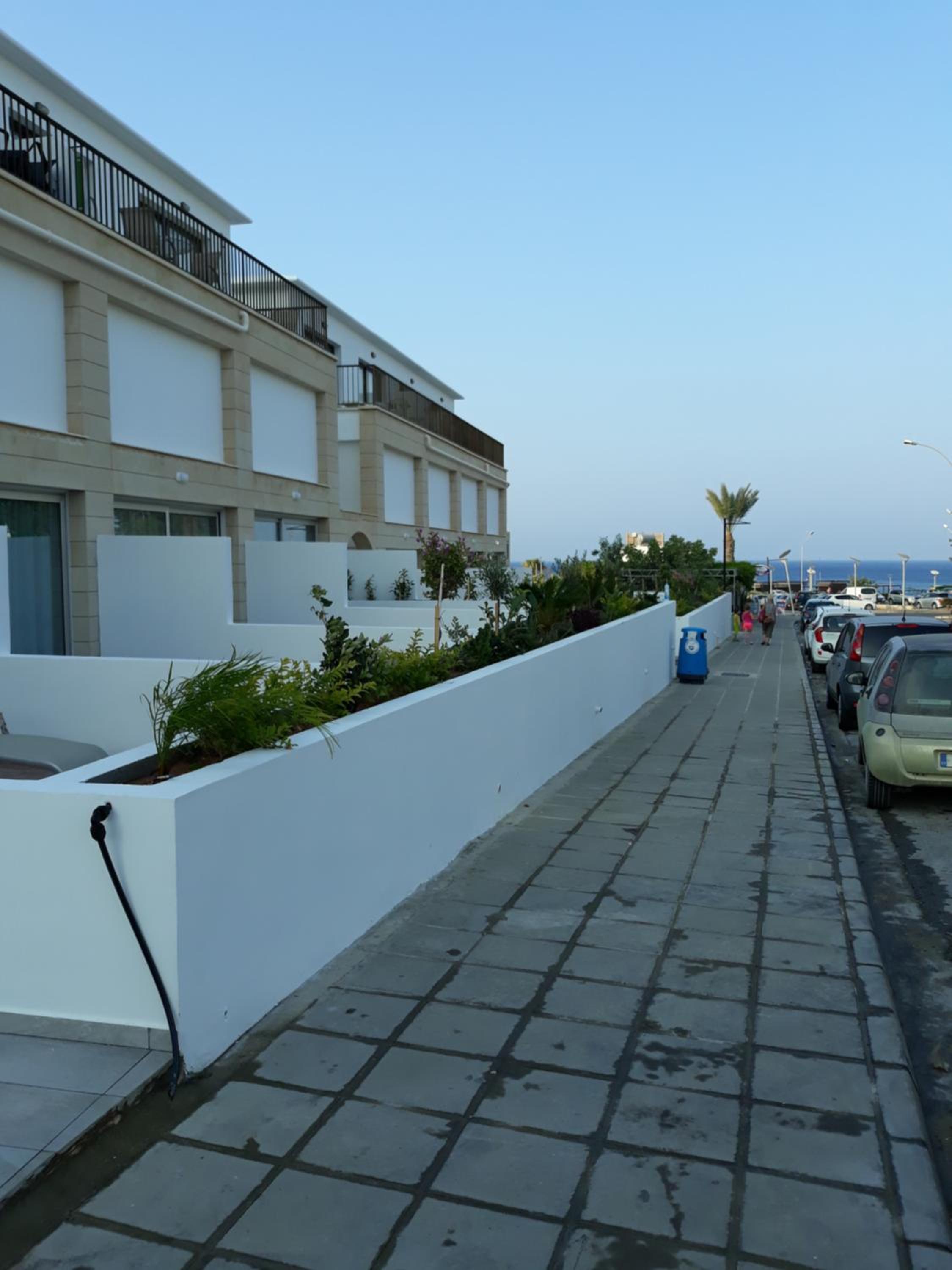 Loft Suite with Inland View - Split Level (3 Adults)