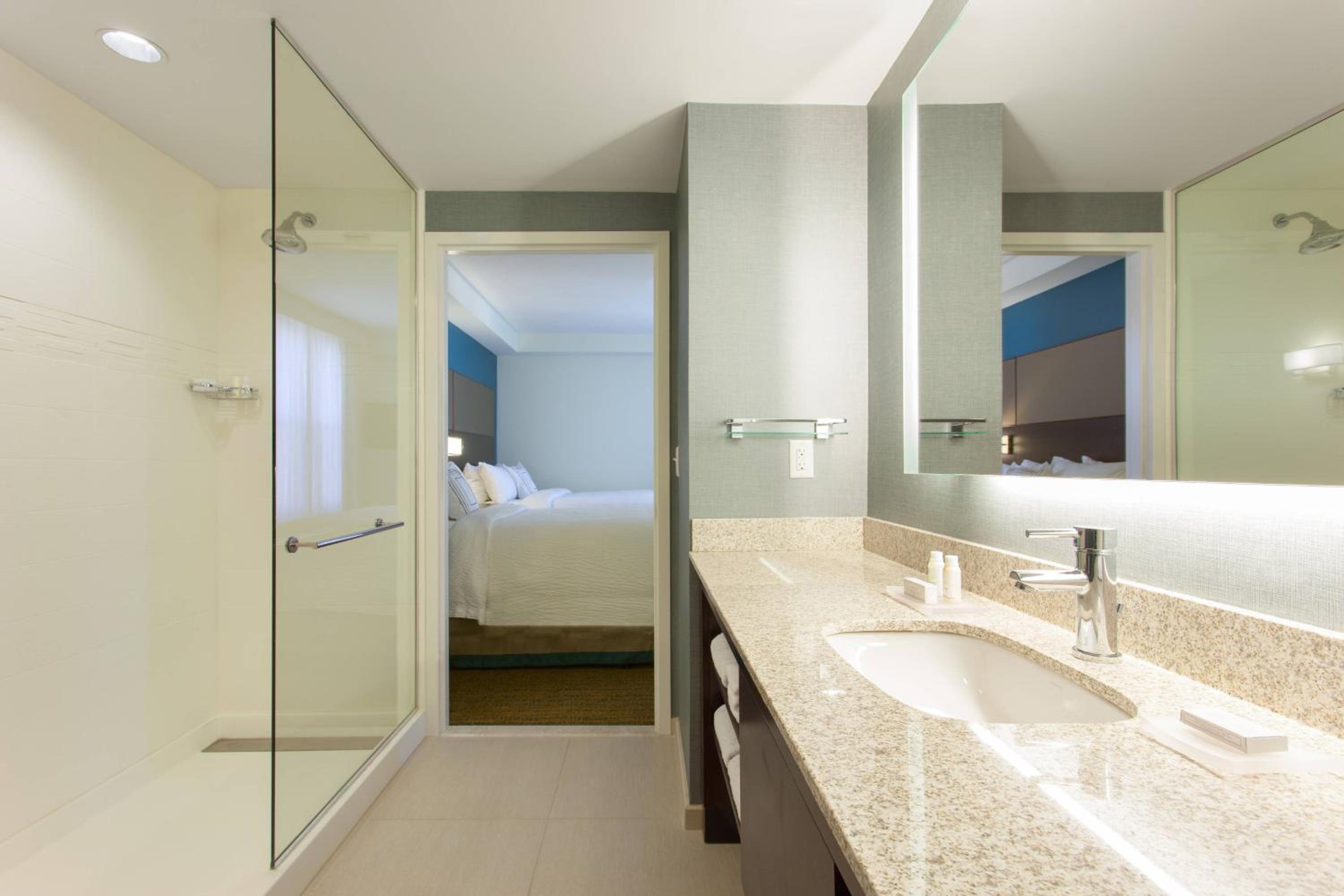 Two-Bedroom Suite with One King Bed and One Queen Bed