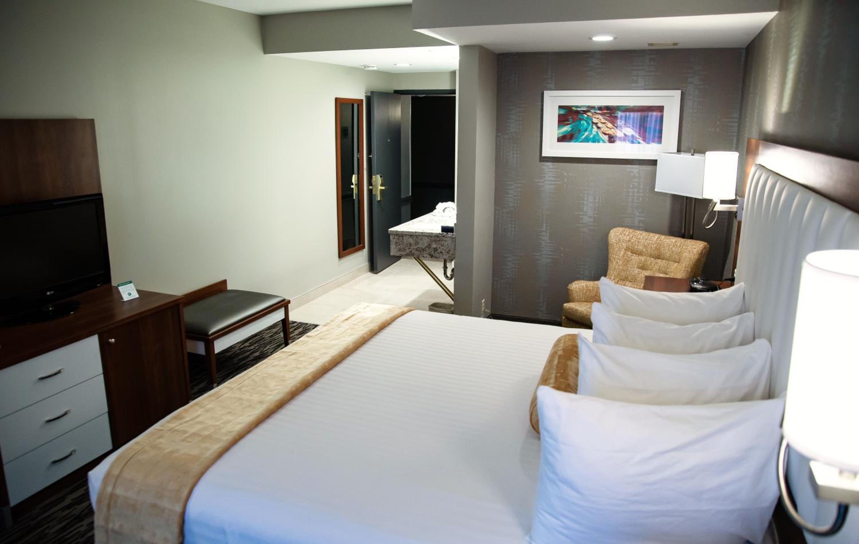 King Room - Non-Smoking