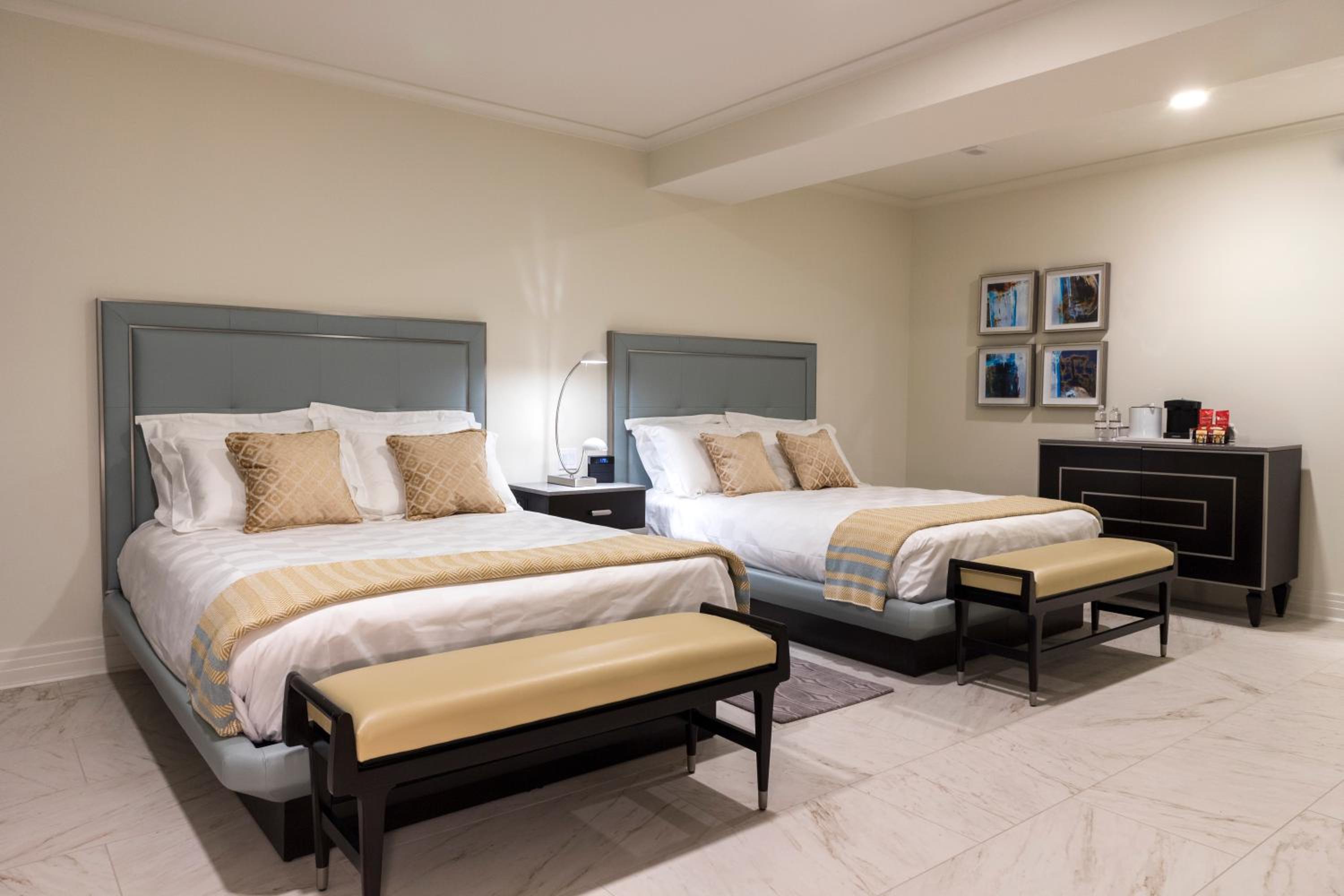 Deluxe Accessible Room 2 Queen Beds