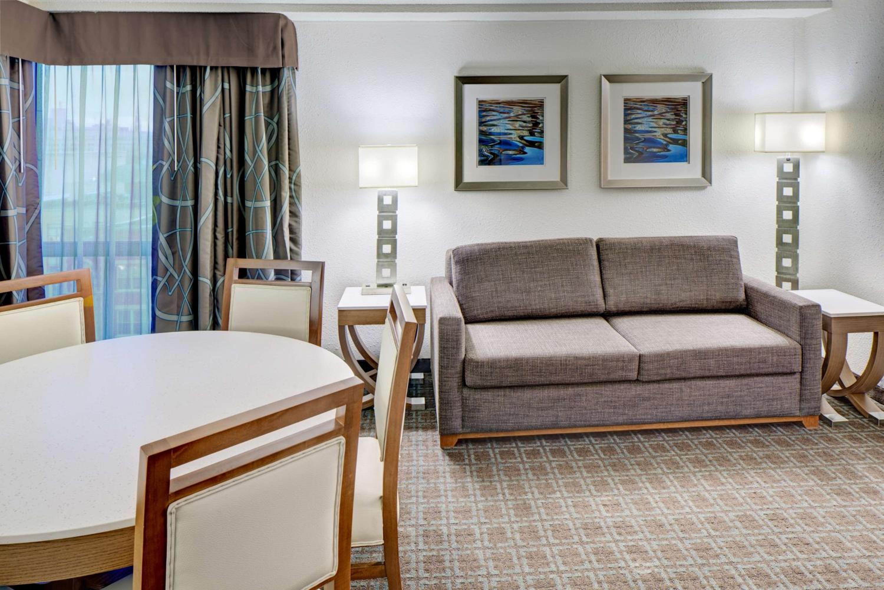Two-Bedroom King Suite