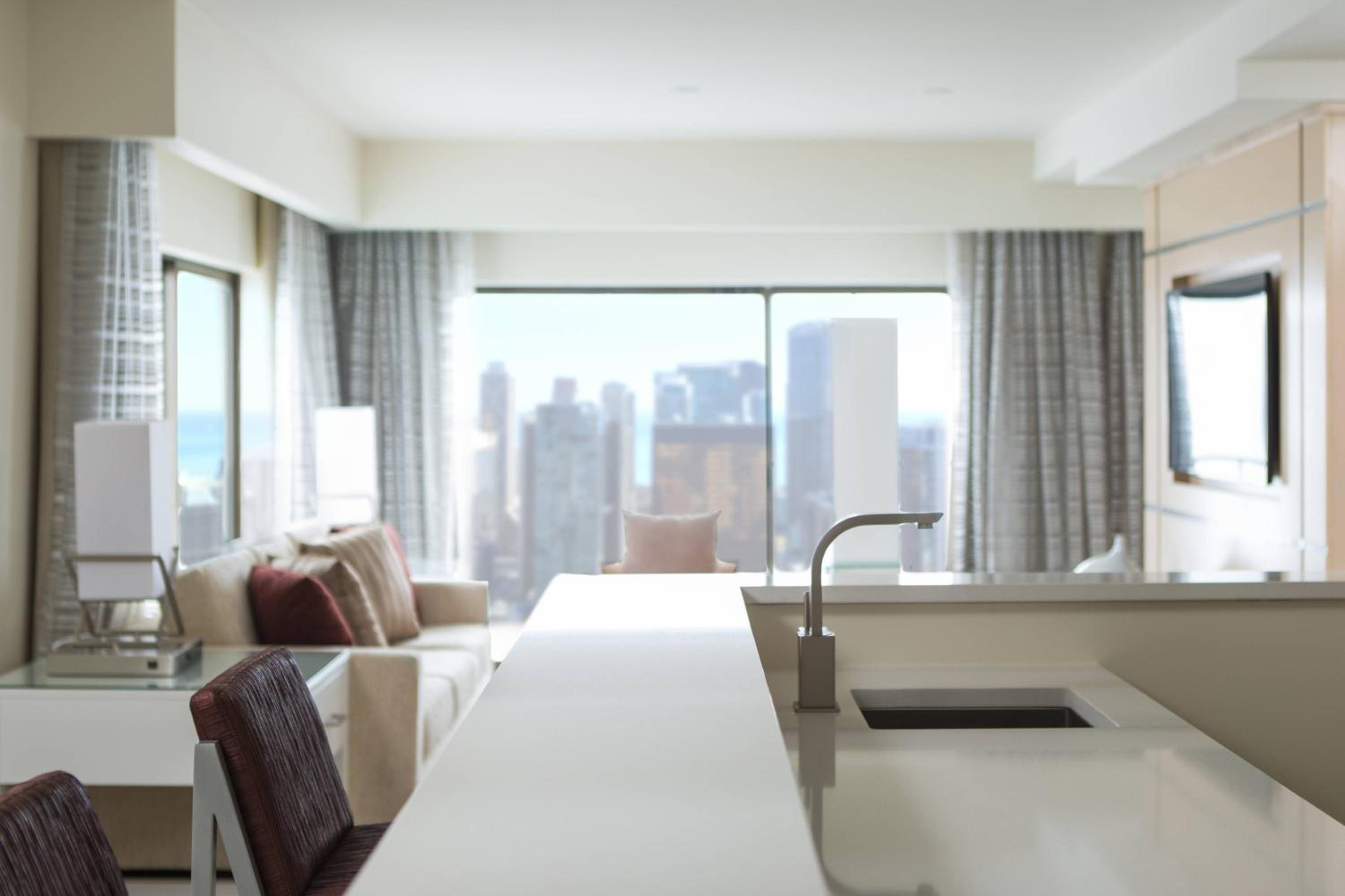 One-Bedroom Suite with Premium City View