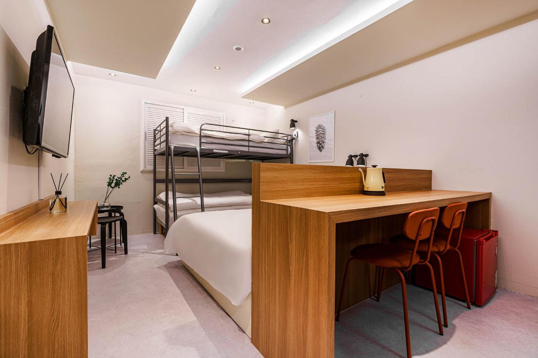 Duplex Quadruple Room