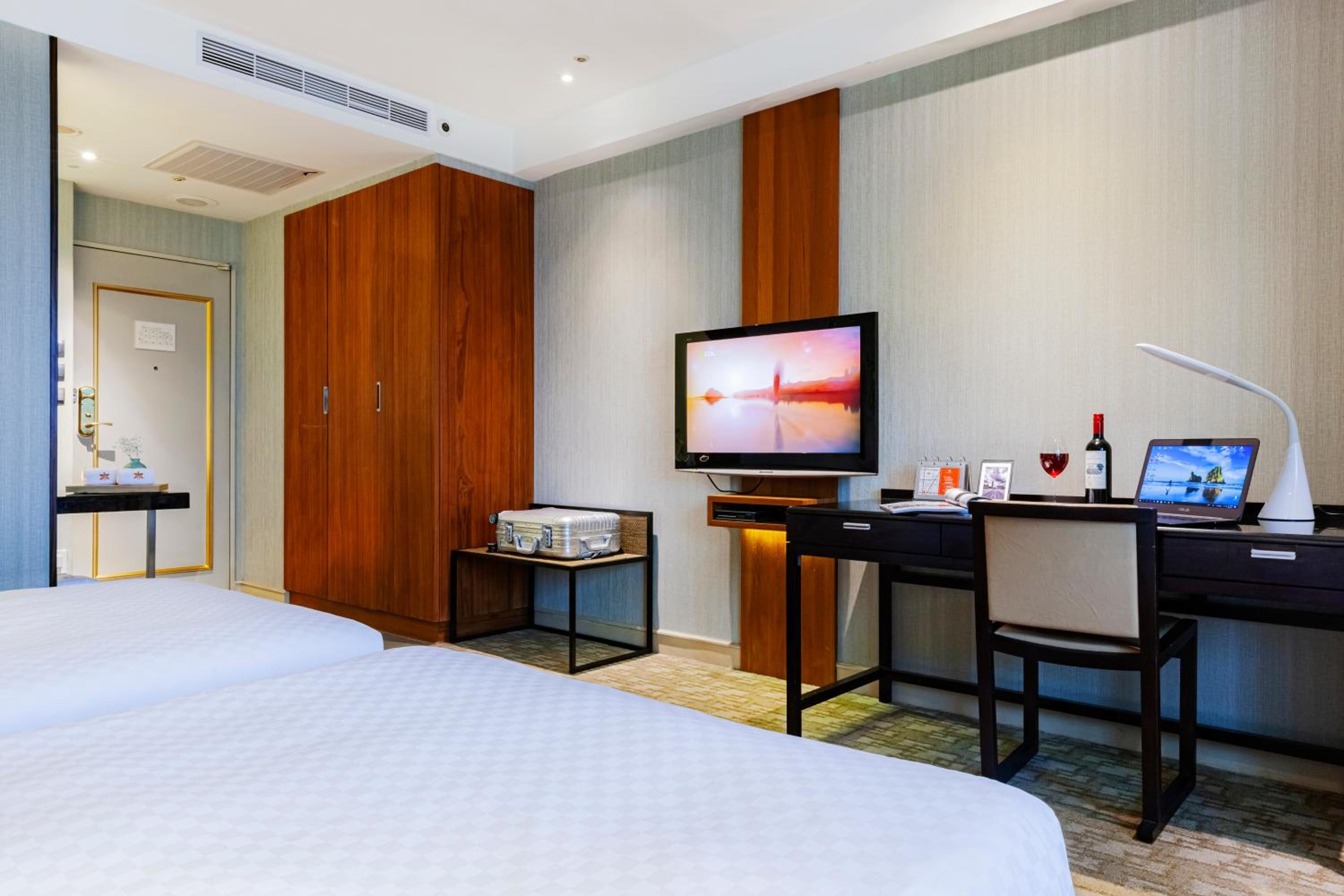 Business Twin Room