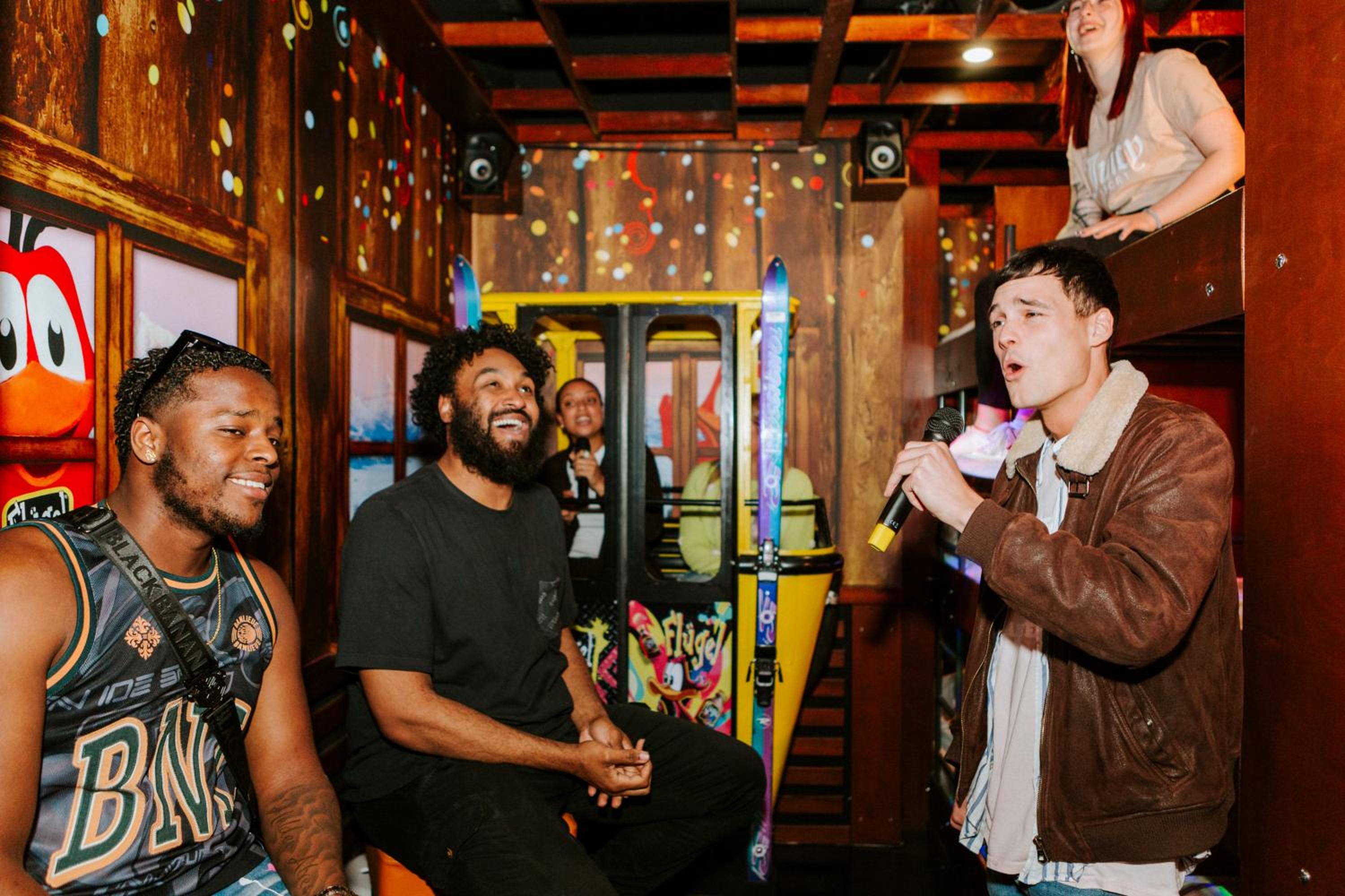 6-Person Studio with Karaoke Theme