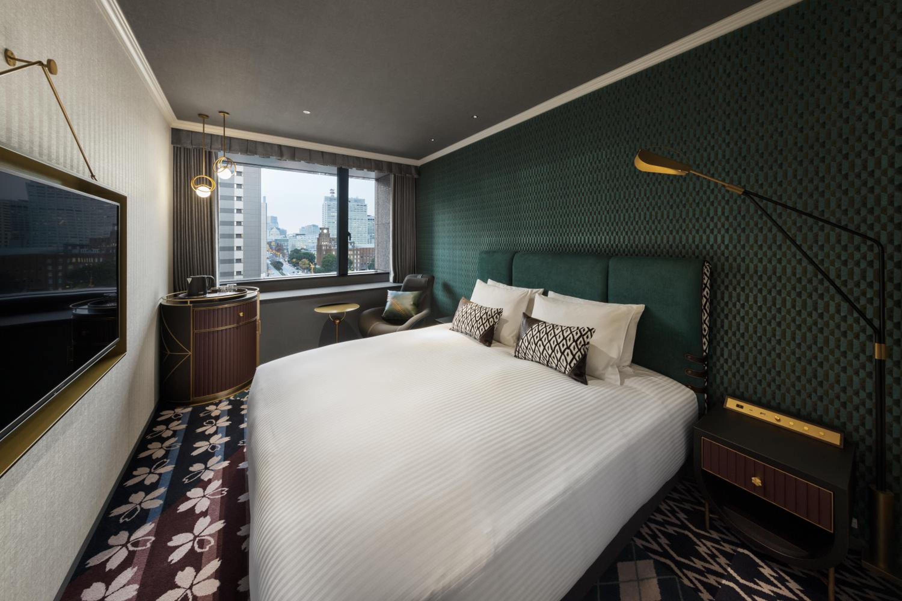 Superior King Room